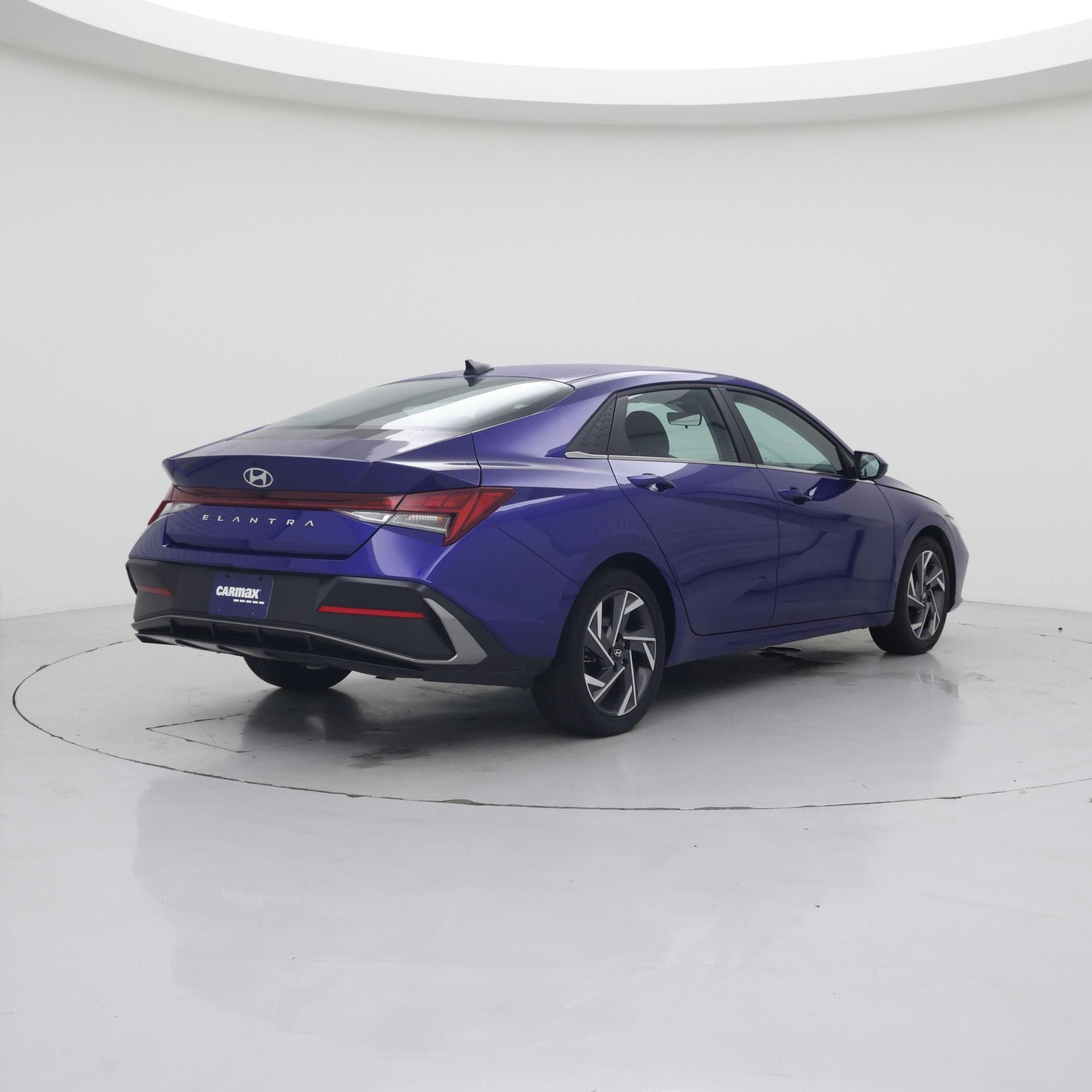 Thumbnail: 2025 Hyundai Elantra - 8
