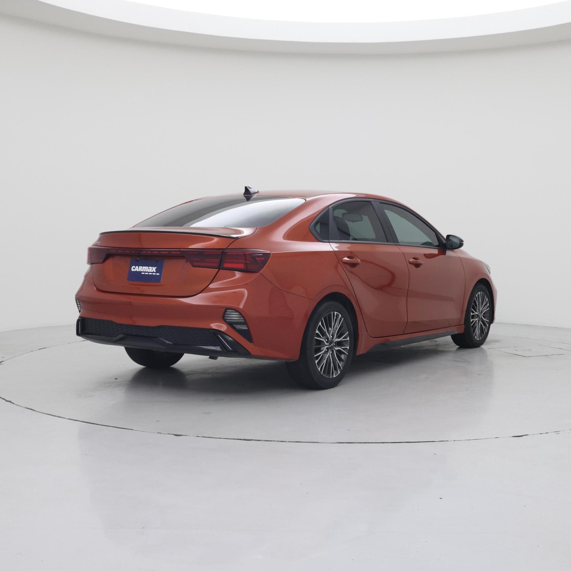 Thumbnail: 2022 Kia Forte - 8