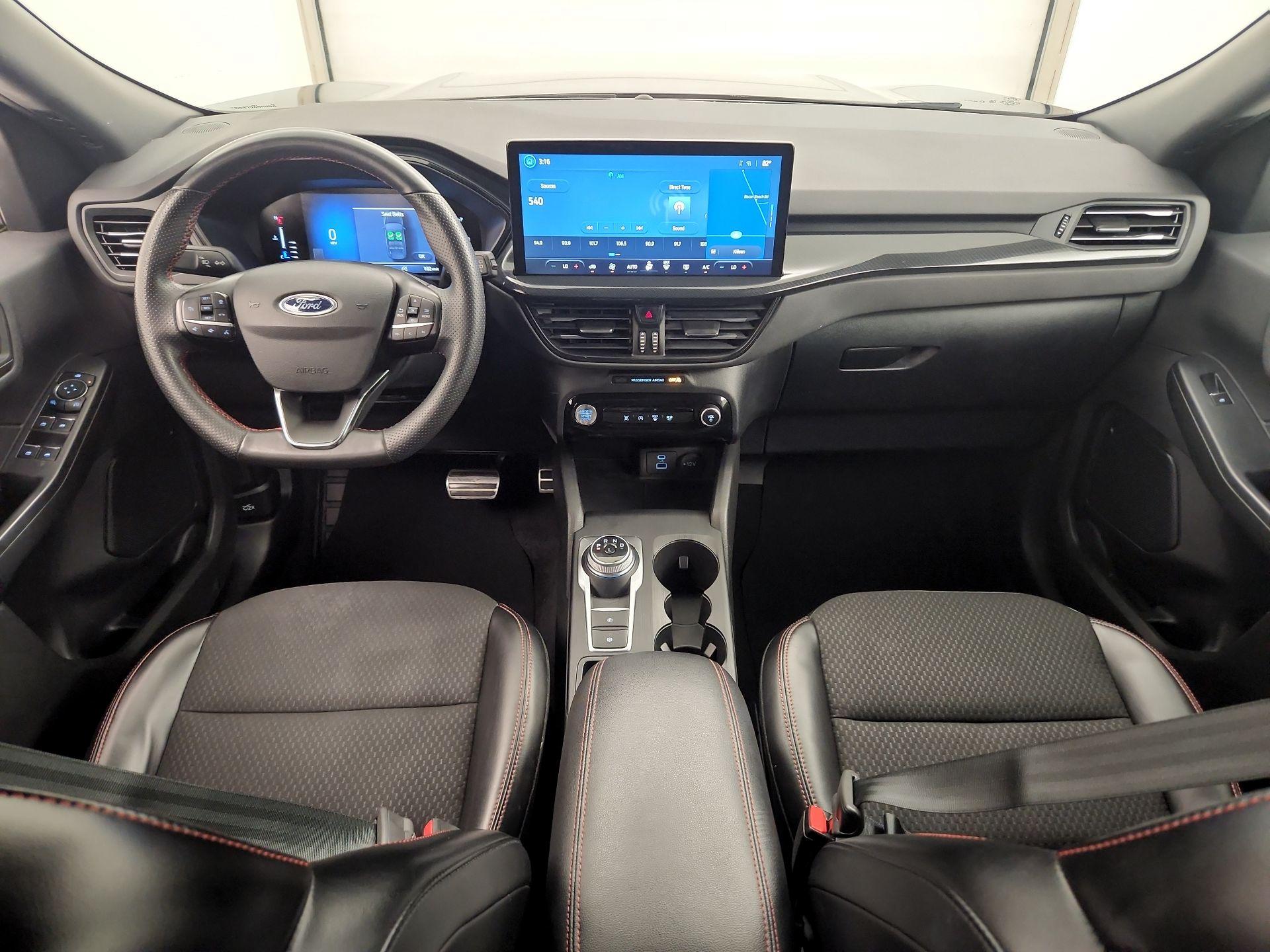 Thumbnail: 2023 Ford Escape - 9