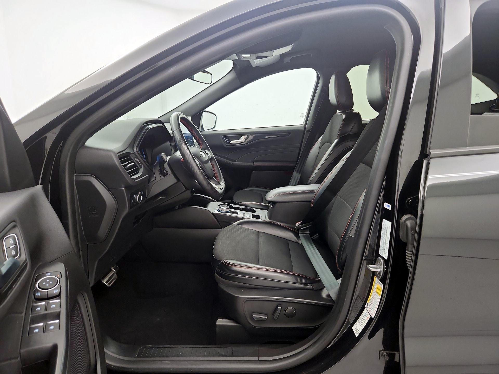 Thumbnail: 2023 Ford Escape - 11