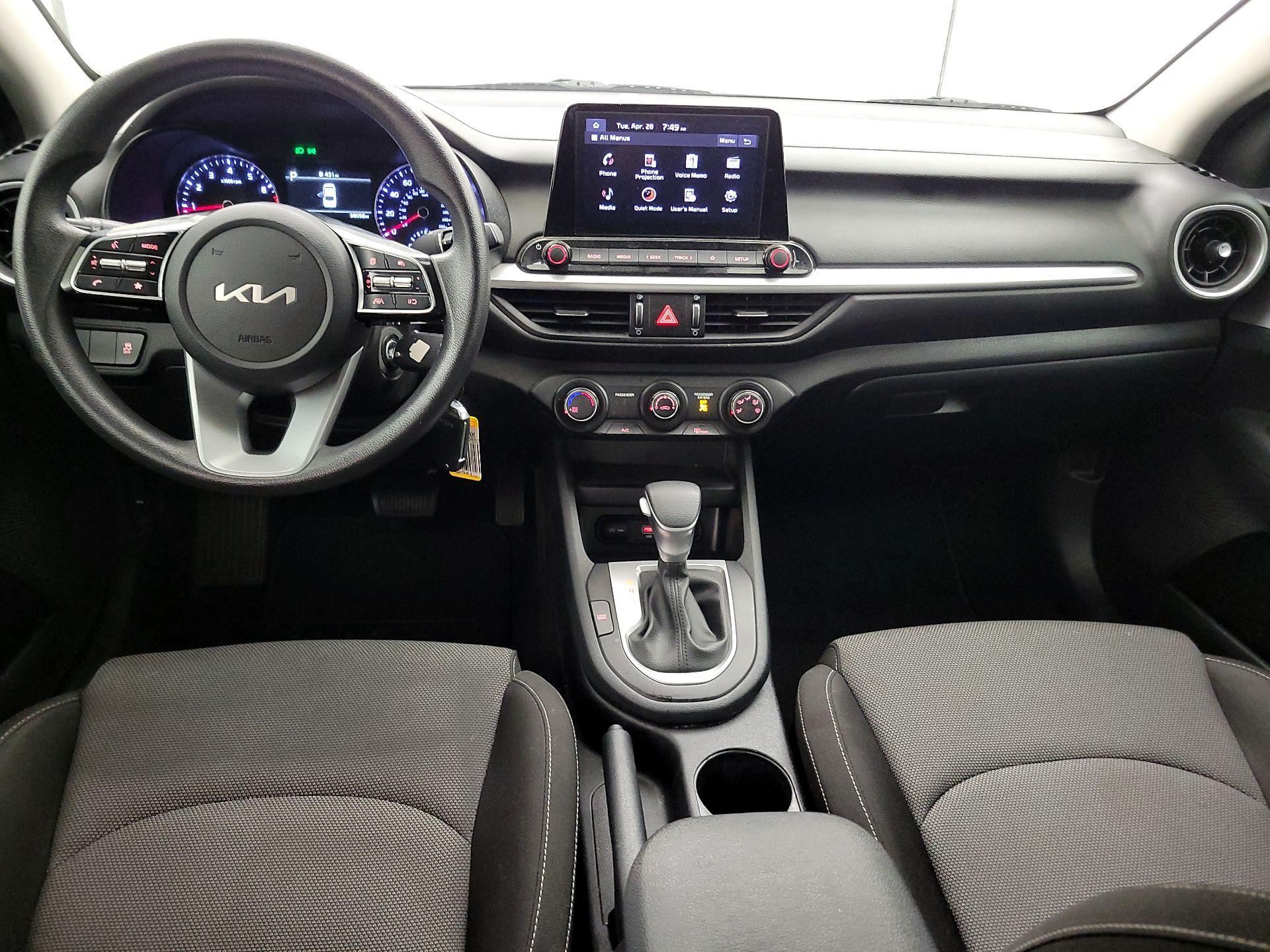 Thumbnail: 2024 Kia Forte - 9