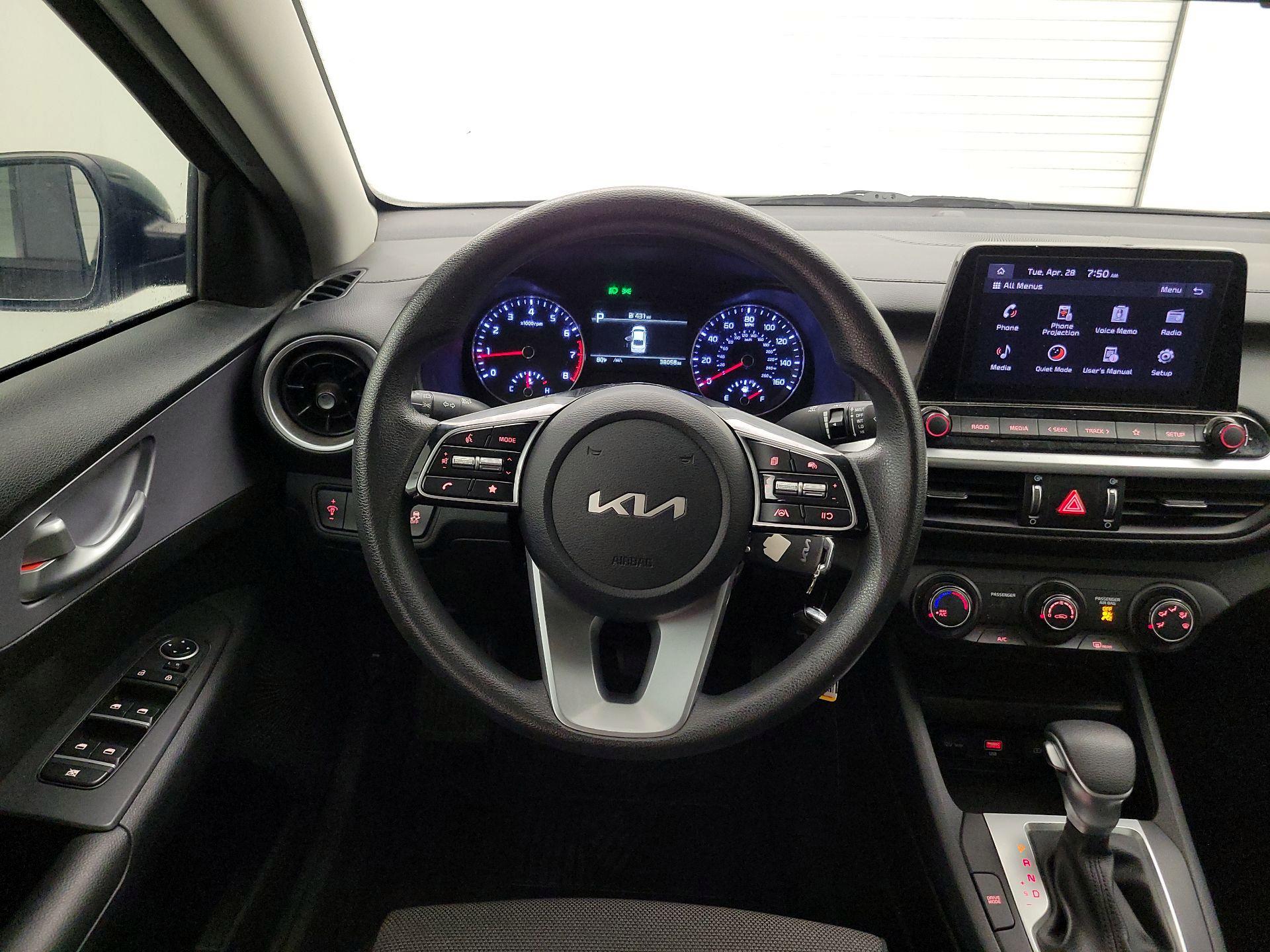 Thumbnail: 2024 Kia Forte - 10