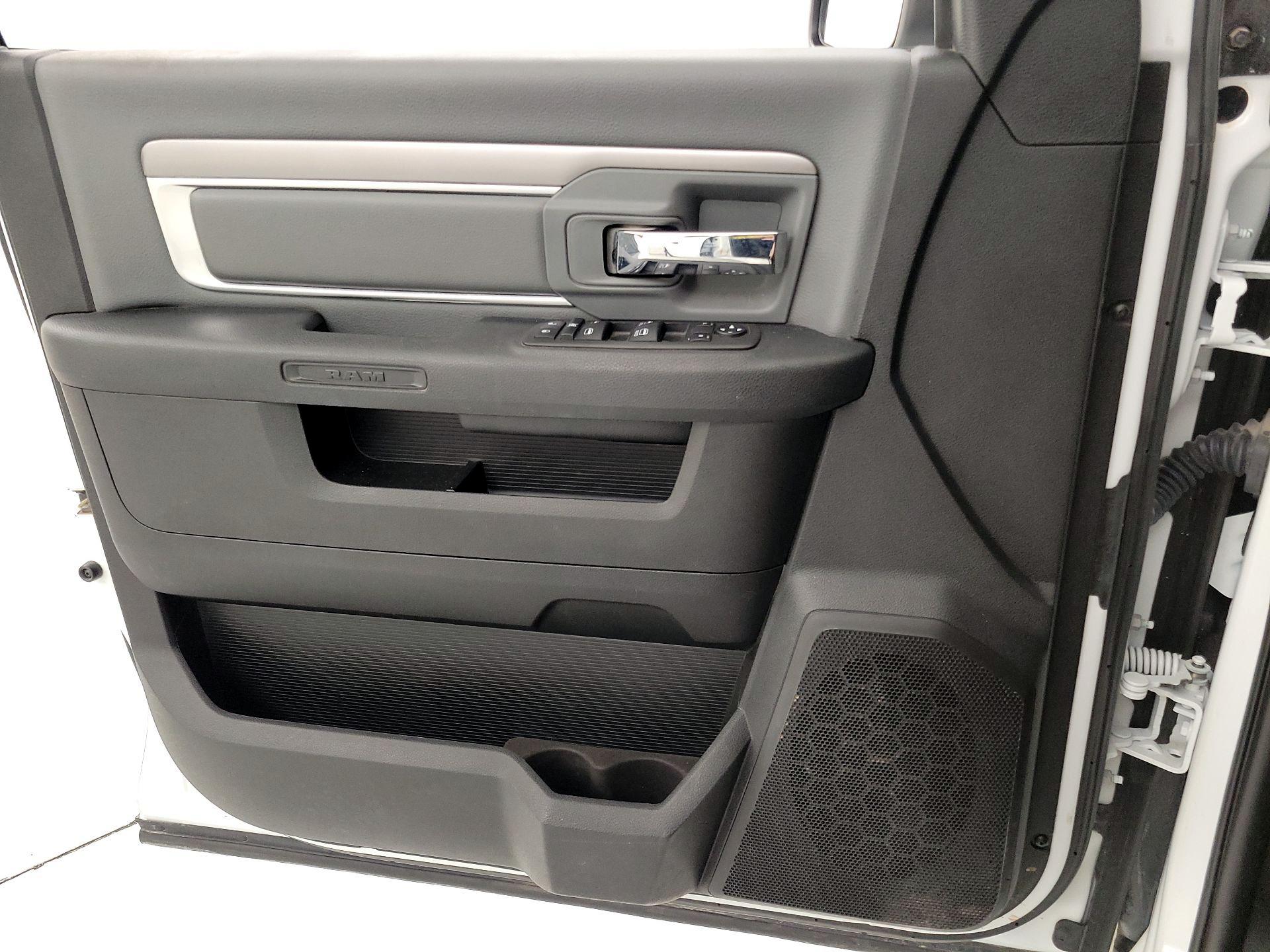 Thumbnail: 2023 RAM 1500 Classic - 12