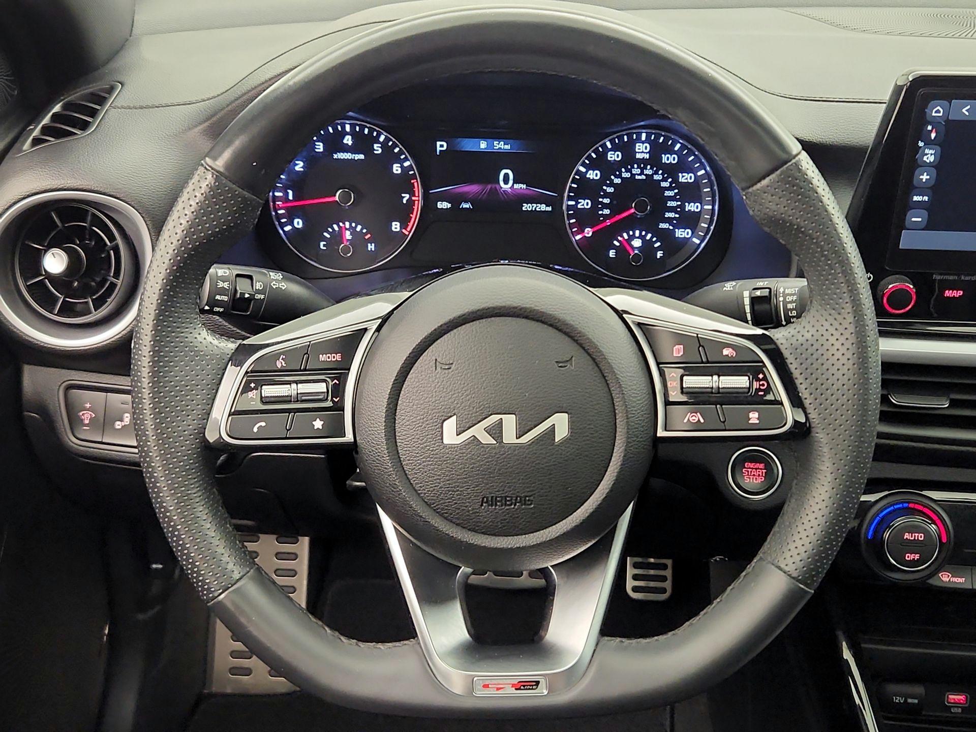 Thumbnail: 2023 Kia Forte - 10