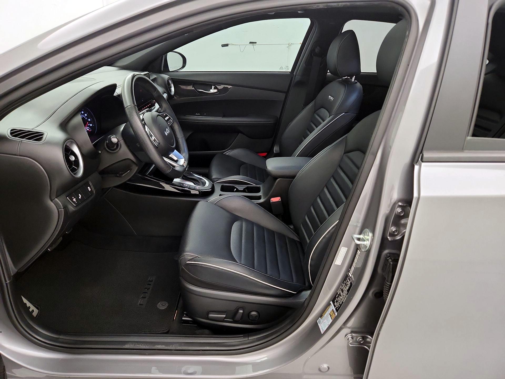 Thumbnail: 2023 Kia Forte - 11