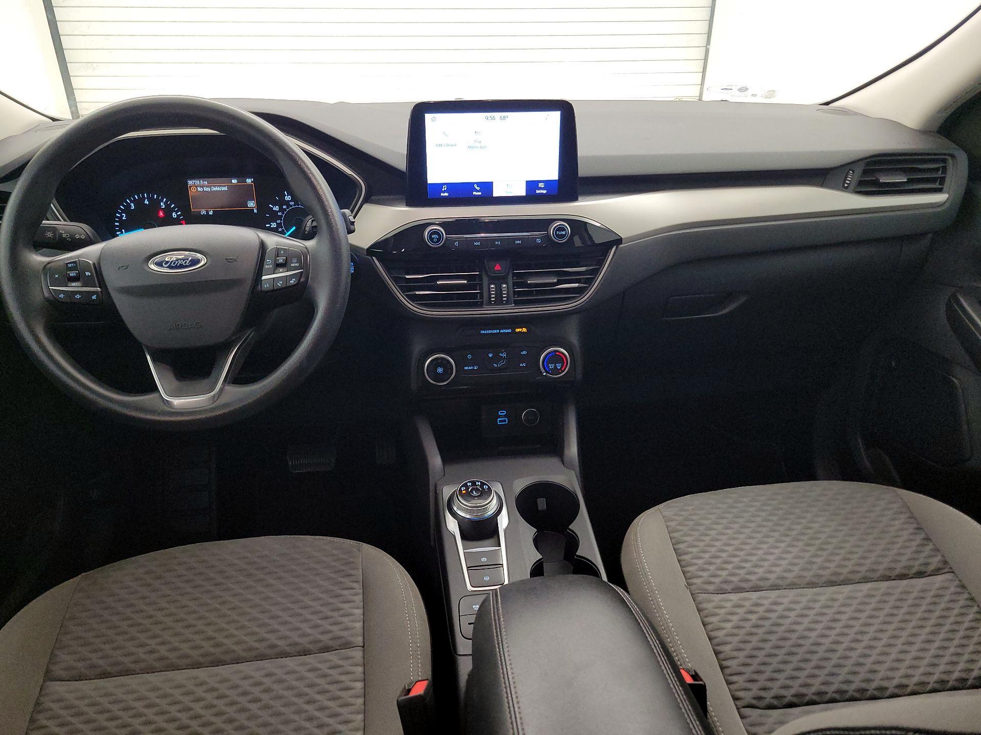 Thumbnail: 2021 Ford Escape - 9