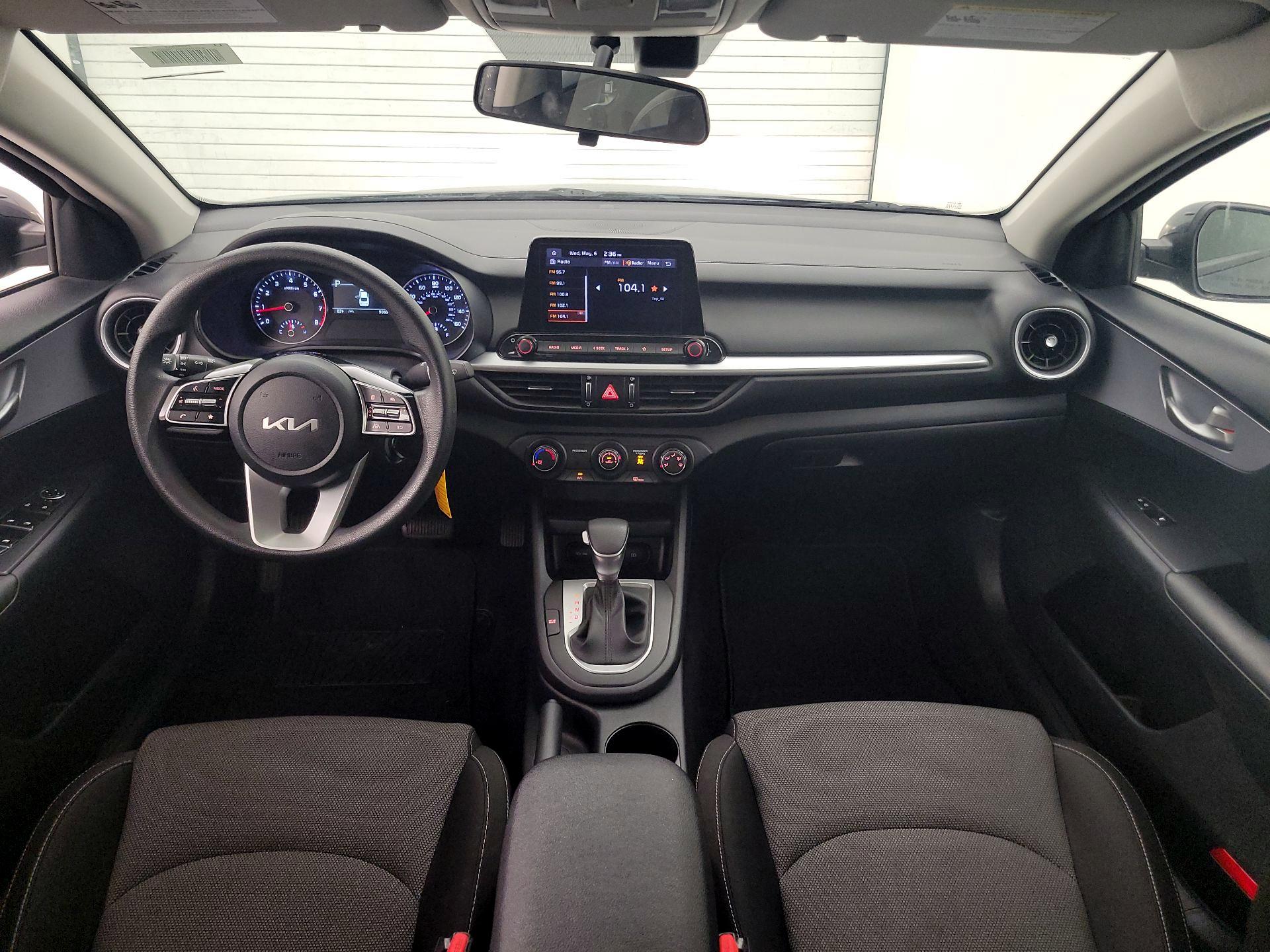 Thumbnail: 2024 Kia Forte - 9