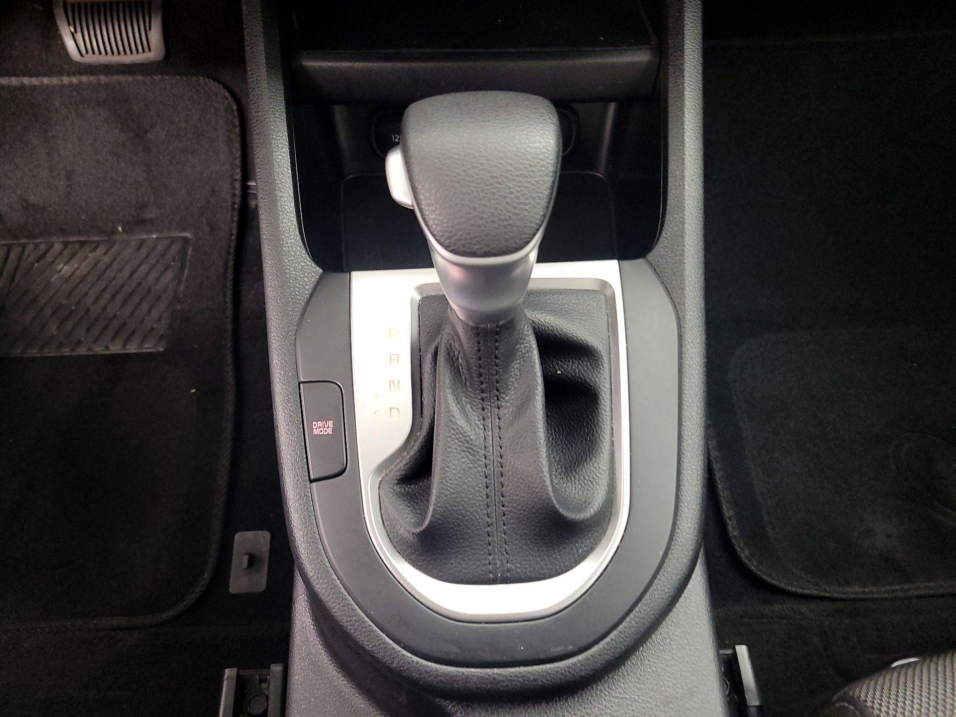 Thumbnail: 2024 Kia Forte - 17