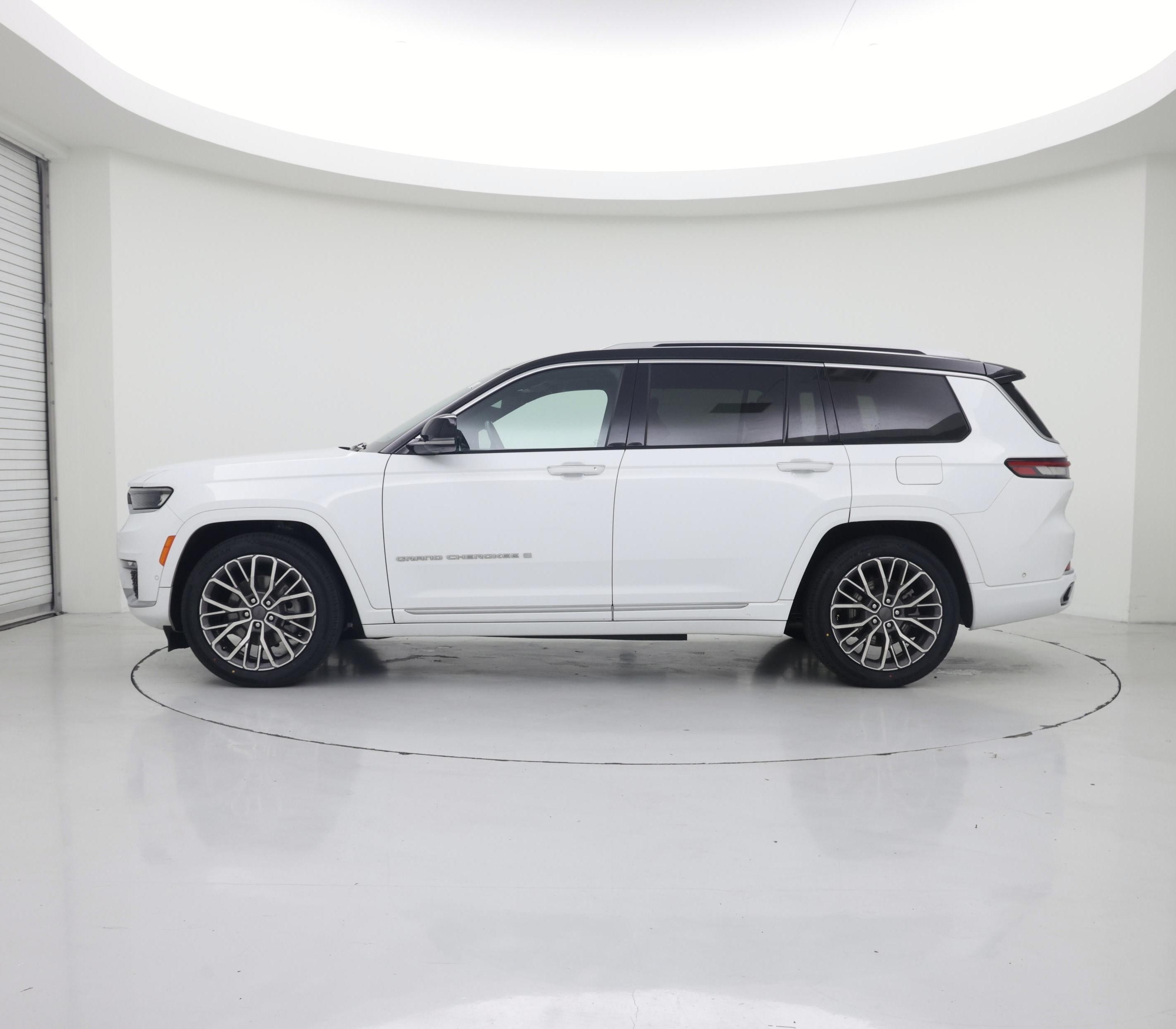 Thumbnail: 2023 Jeep Grand Cherokee L - 3
