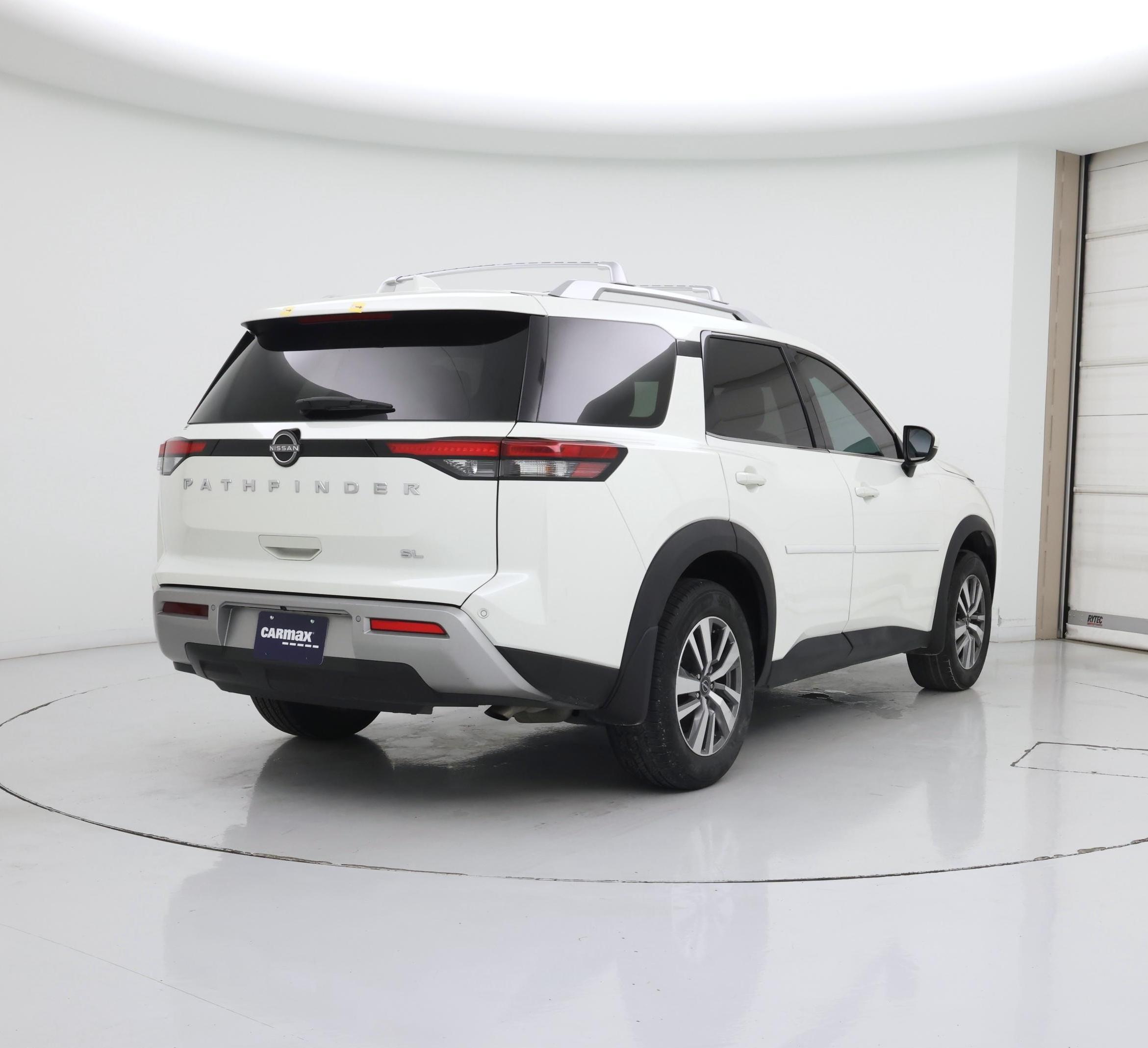 Thumbnail: 2023 Nissan Pathfinder - 8