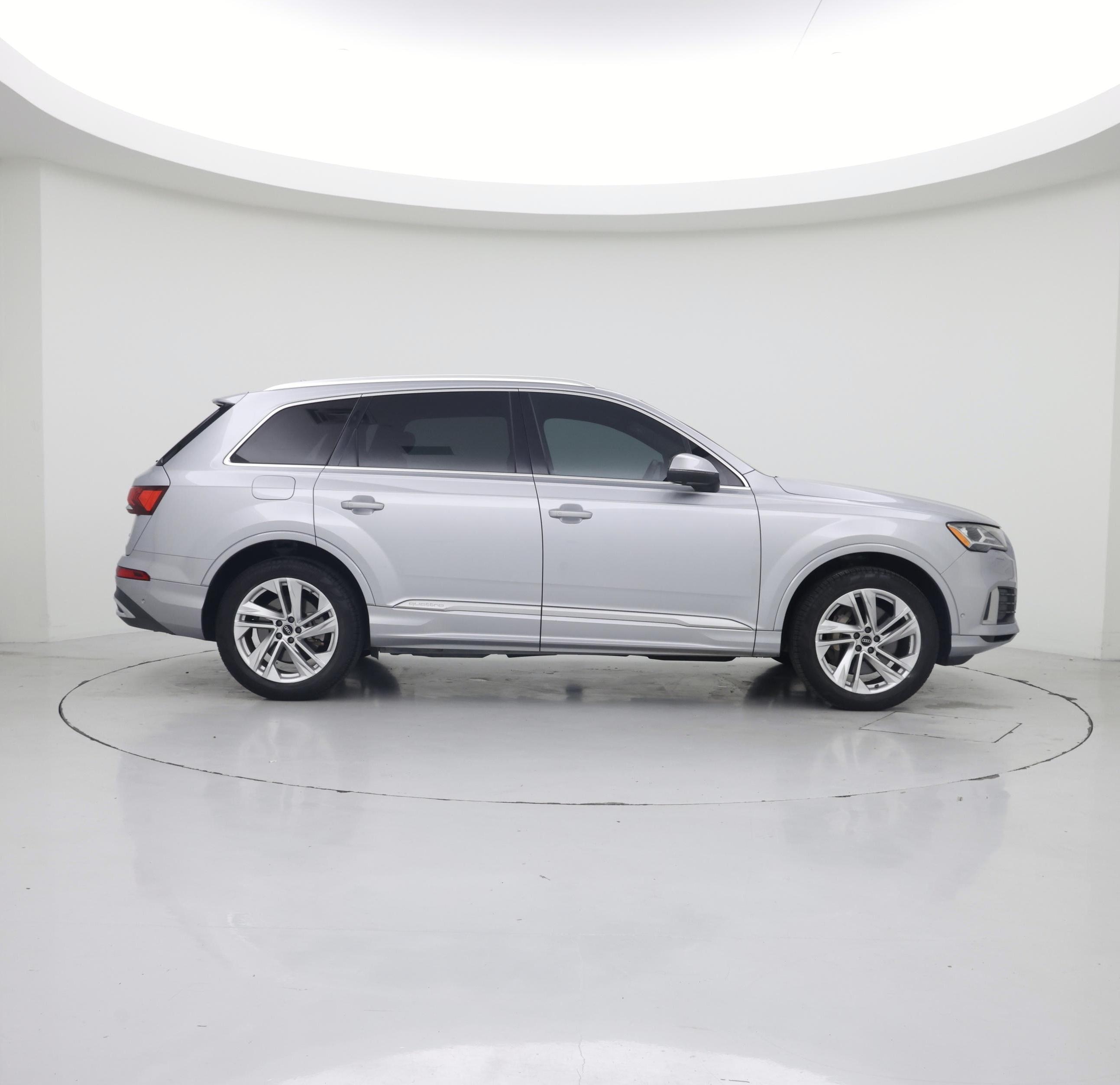 Thumbnail: 2021 Audi Q7 - 7