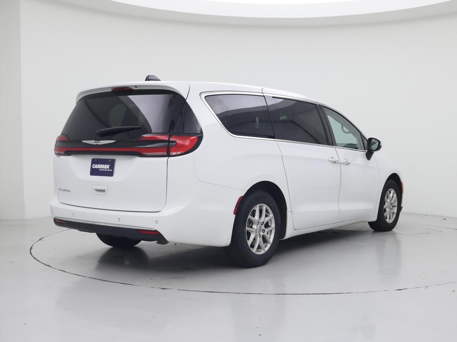 2023 Chrysler Pacifica Touring L - Photo 9