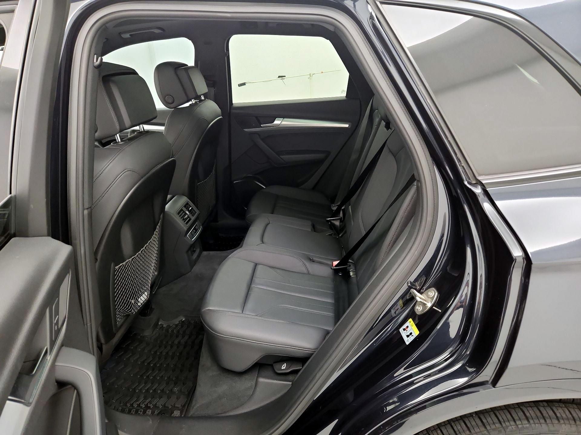 Thumbnail: 2020 Audi Q5 - 20