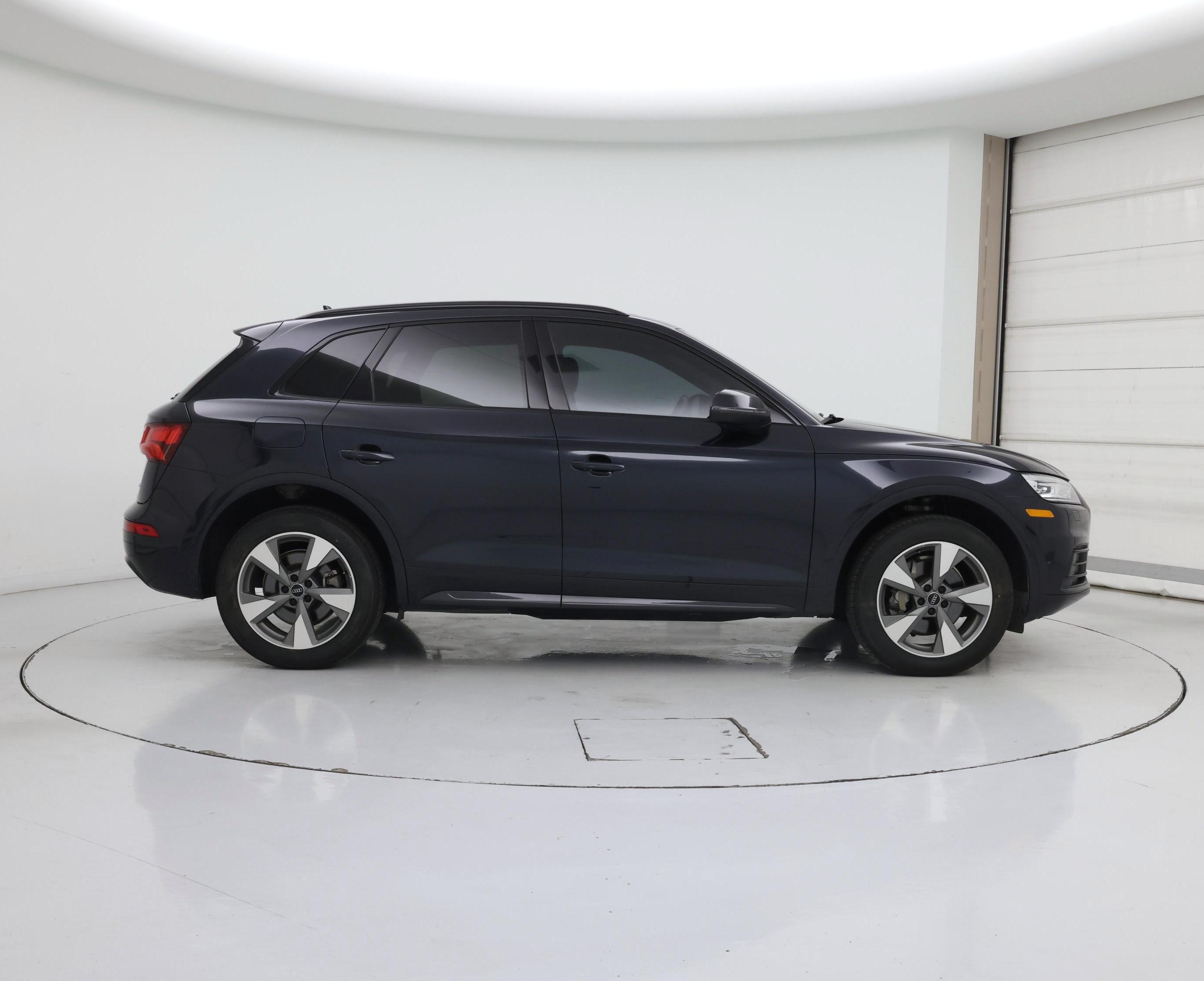 Thumbnail: 2020 Audi Q5 - 7