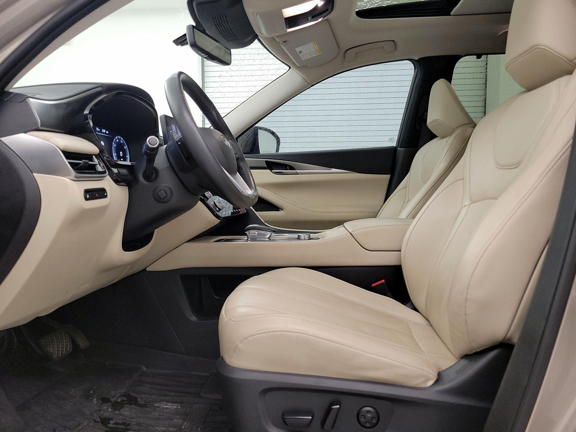Thumbnail: 2023 INFINITI QX60 - 11
