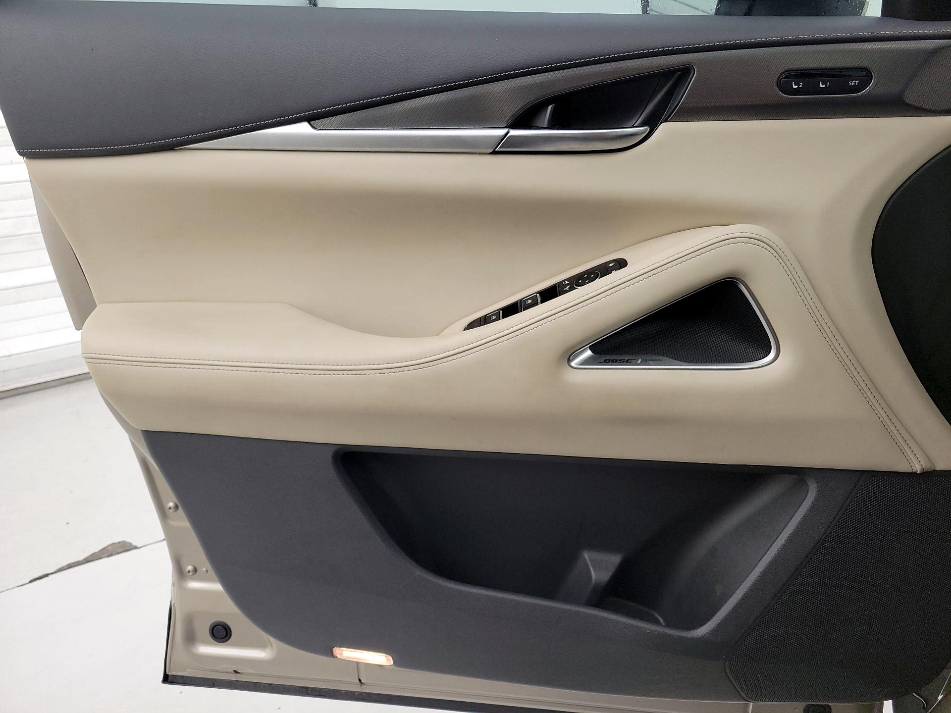 Thumbnail: 2023 INFINITI QX60 - 12