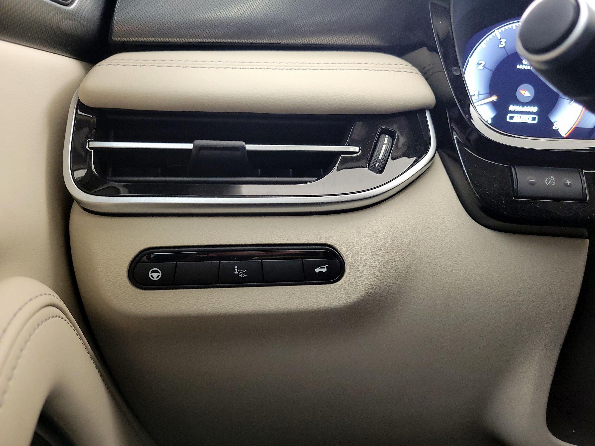 Thumbnail: 2023 INFINITI QX60 - 13