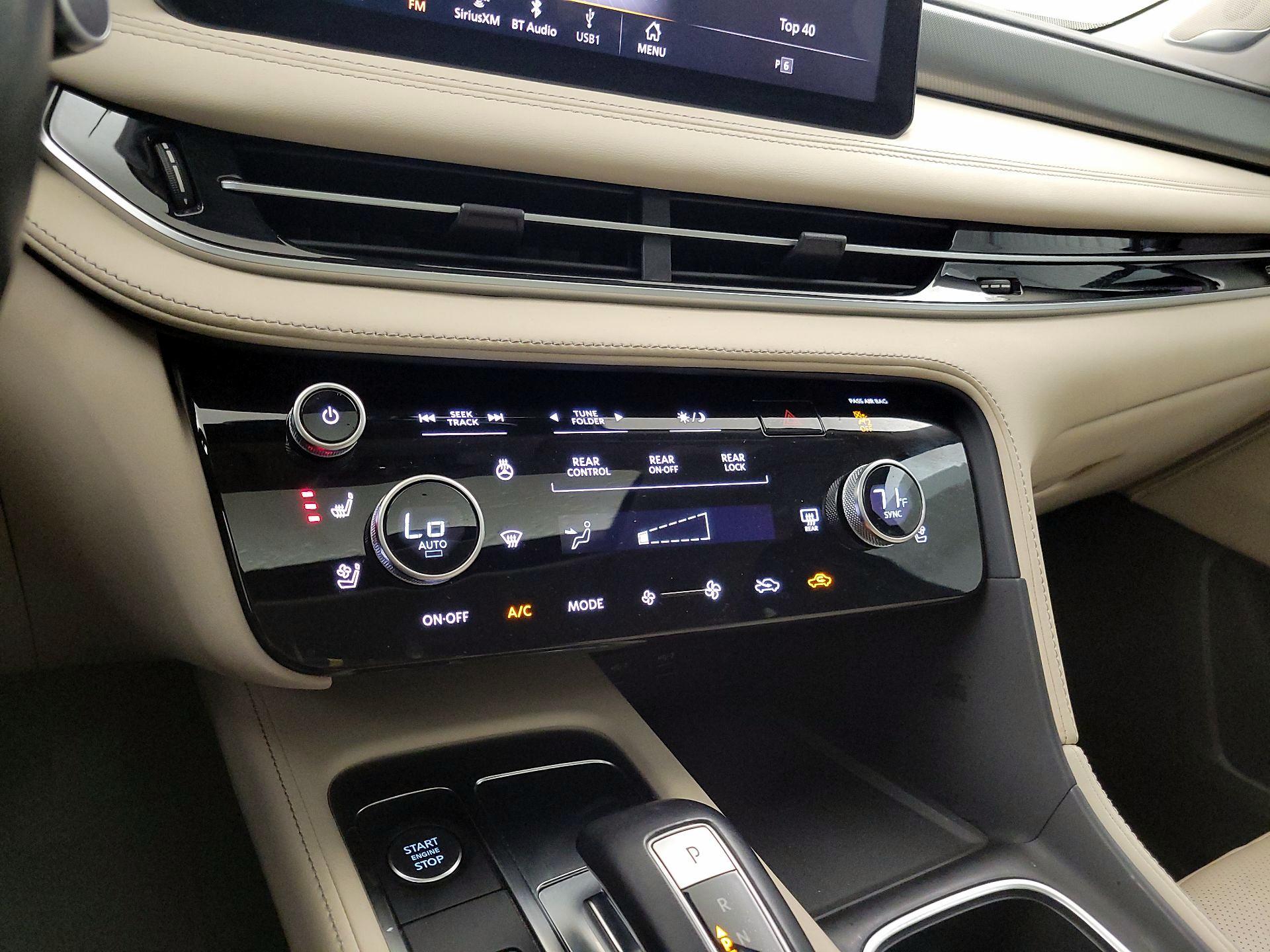 Thumbnail: 2023 INFINITI QX60 - 17