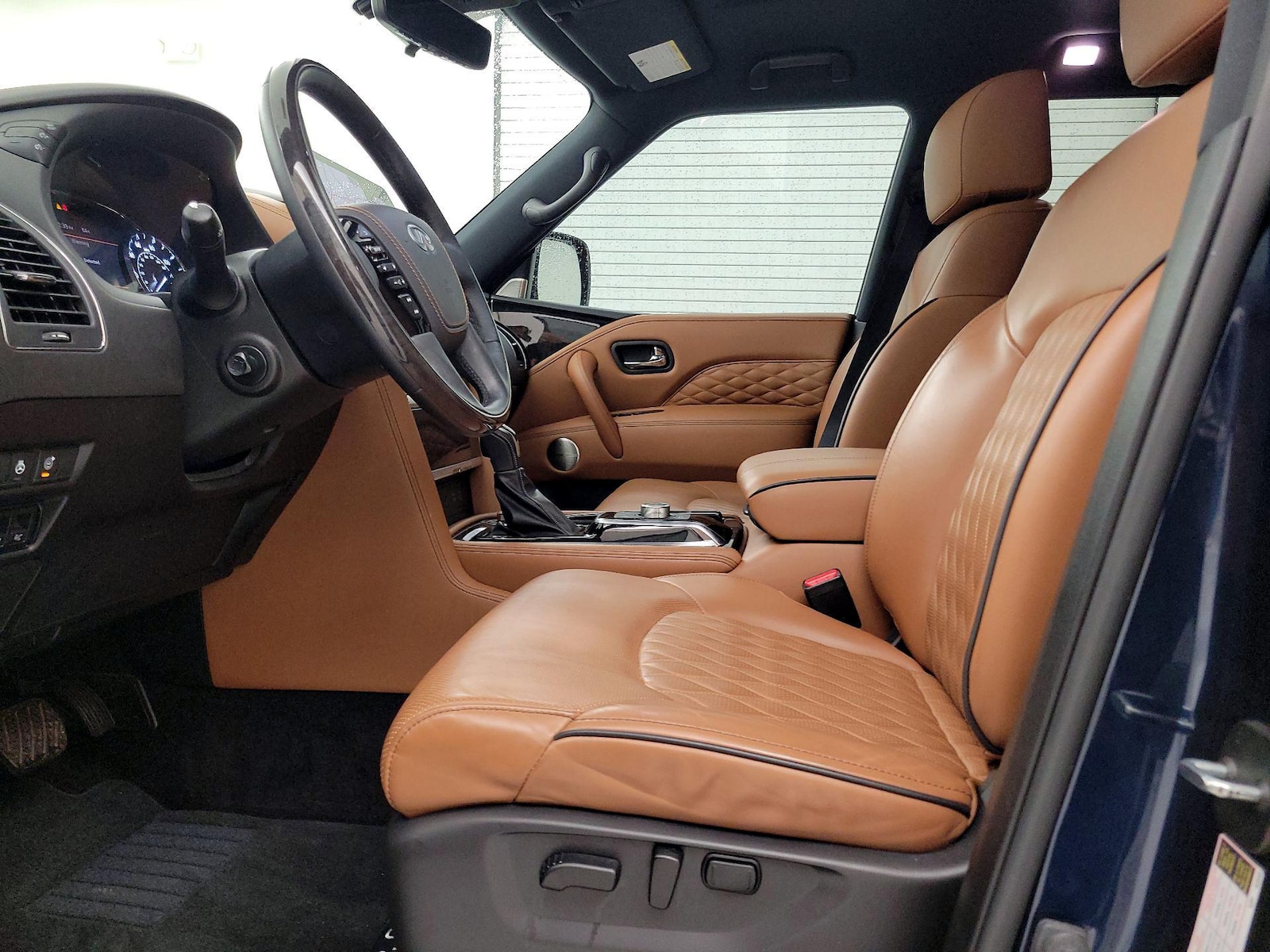 2023 INFINITI QX80 Sensory 4WD - Photo 12