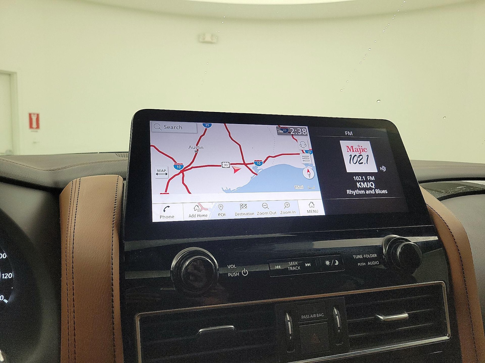2023 INFINITI QX80 Sensory 4WD - Photo 15