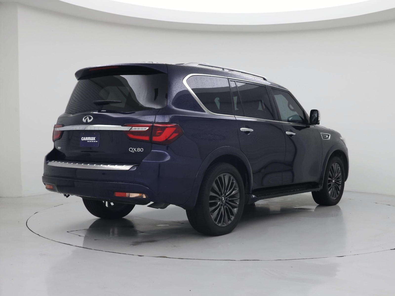 2023 INFINITI QX80 Sensory 4WD - Photo 9