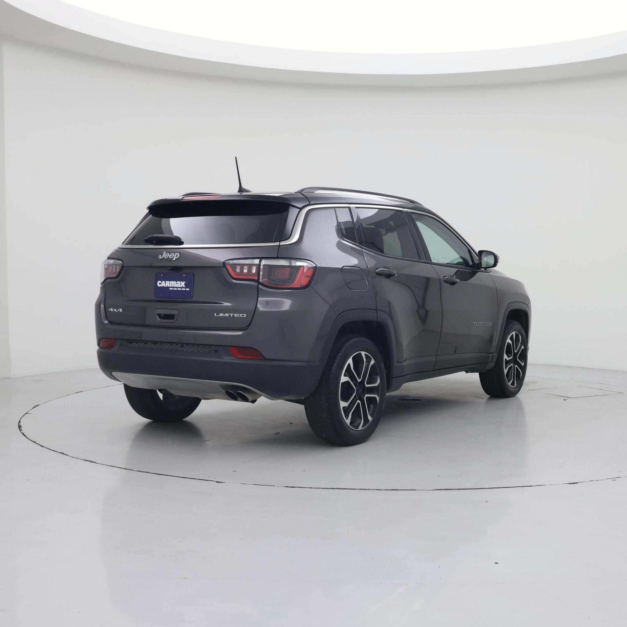 Thumbnail: 2022 Jeep Compass - 8