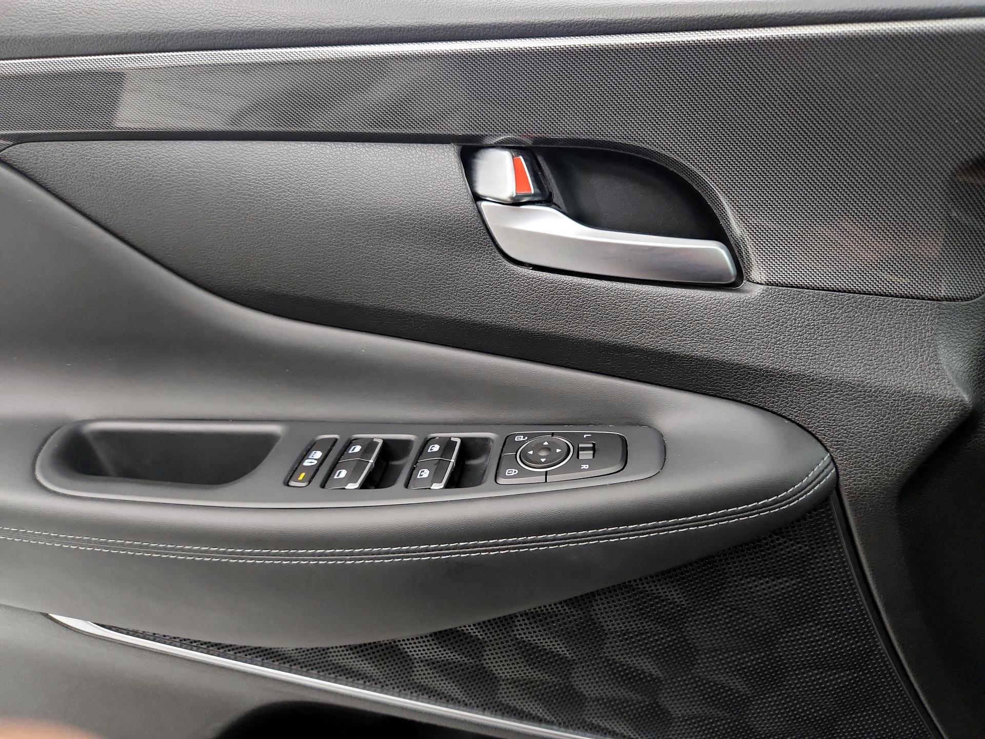 Thumbnail: 2023 Hyundai Santa Fe - 12
