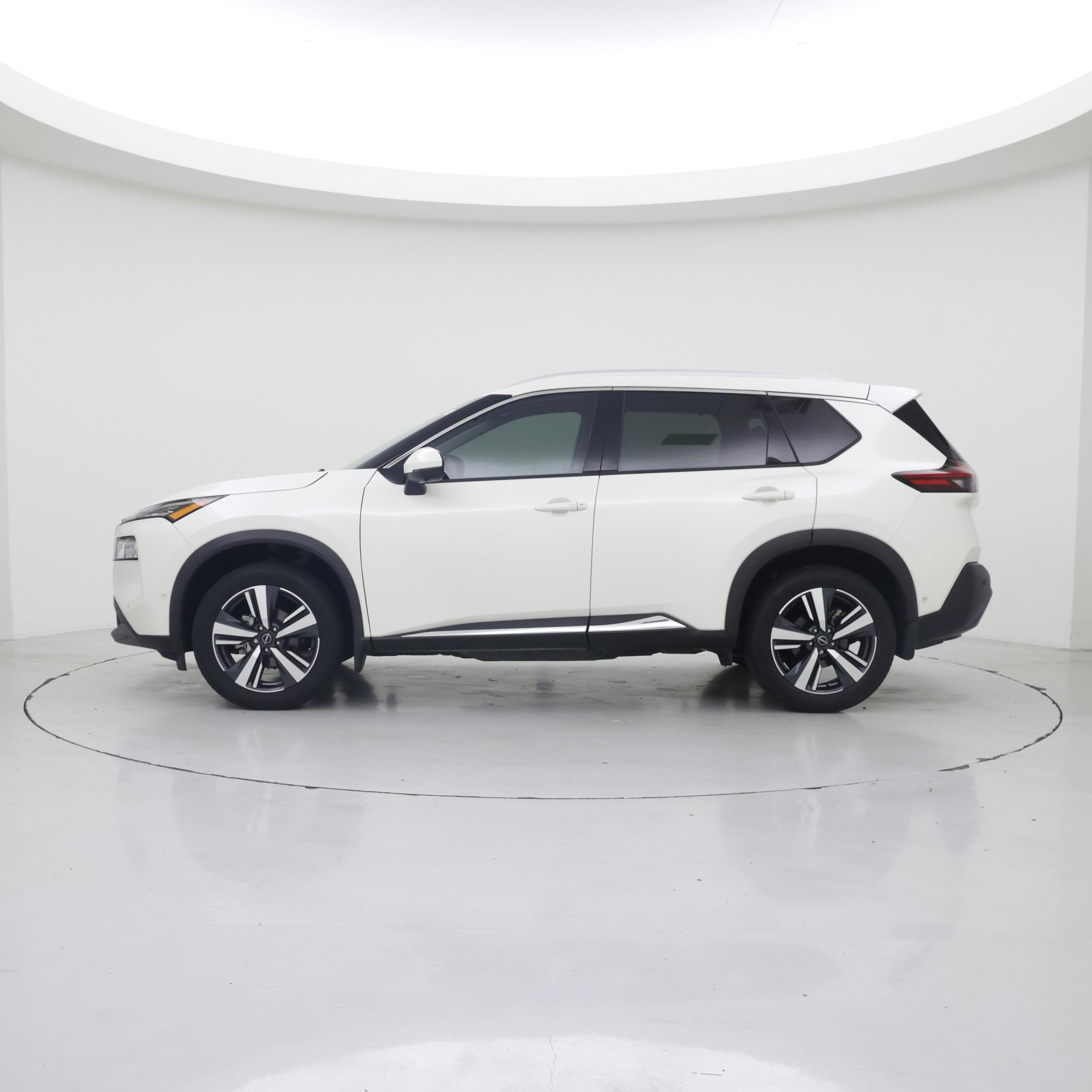 Thumbnail: 2023 Nissan Rogue - 3