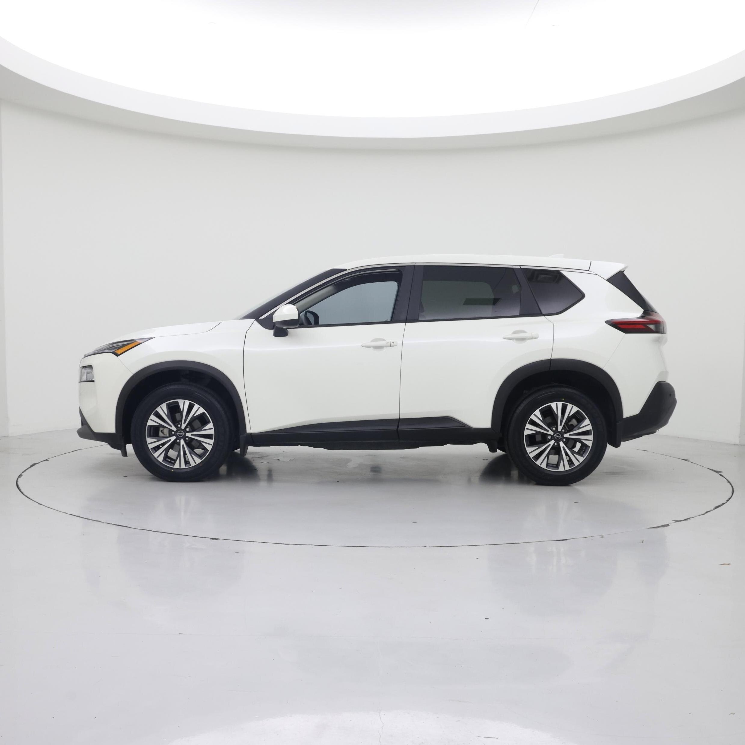 Thumbnail: 2023 Nissan Rogue - 3