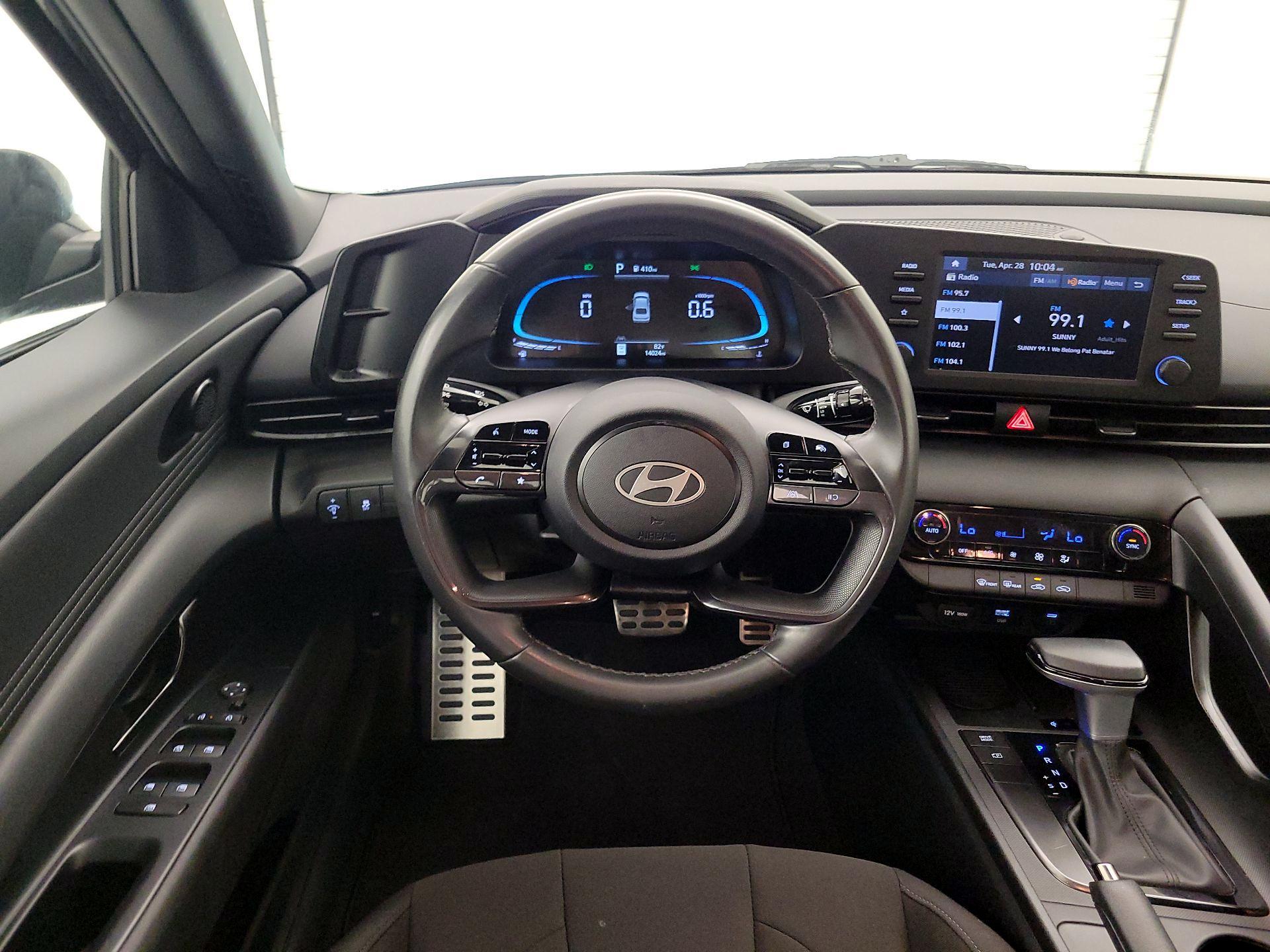Thumbnail: 2025 Hyundai Elantra - 10