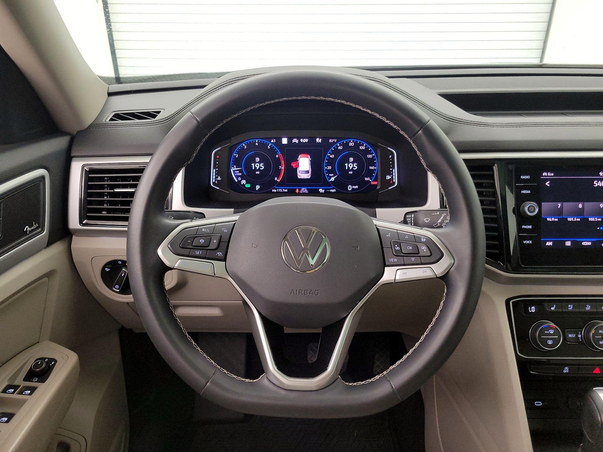 Thumbnail: 2021 Volkswagen Atlas - 10