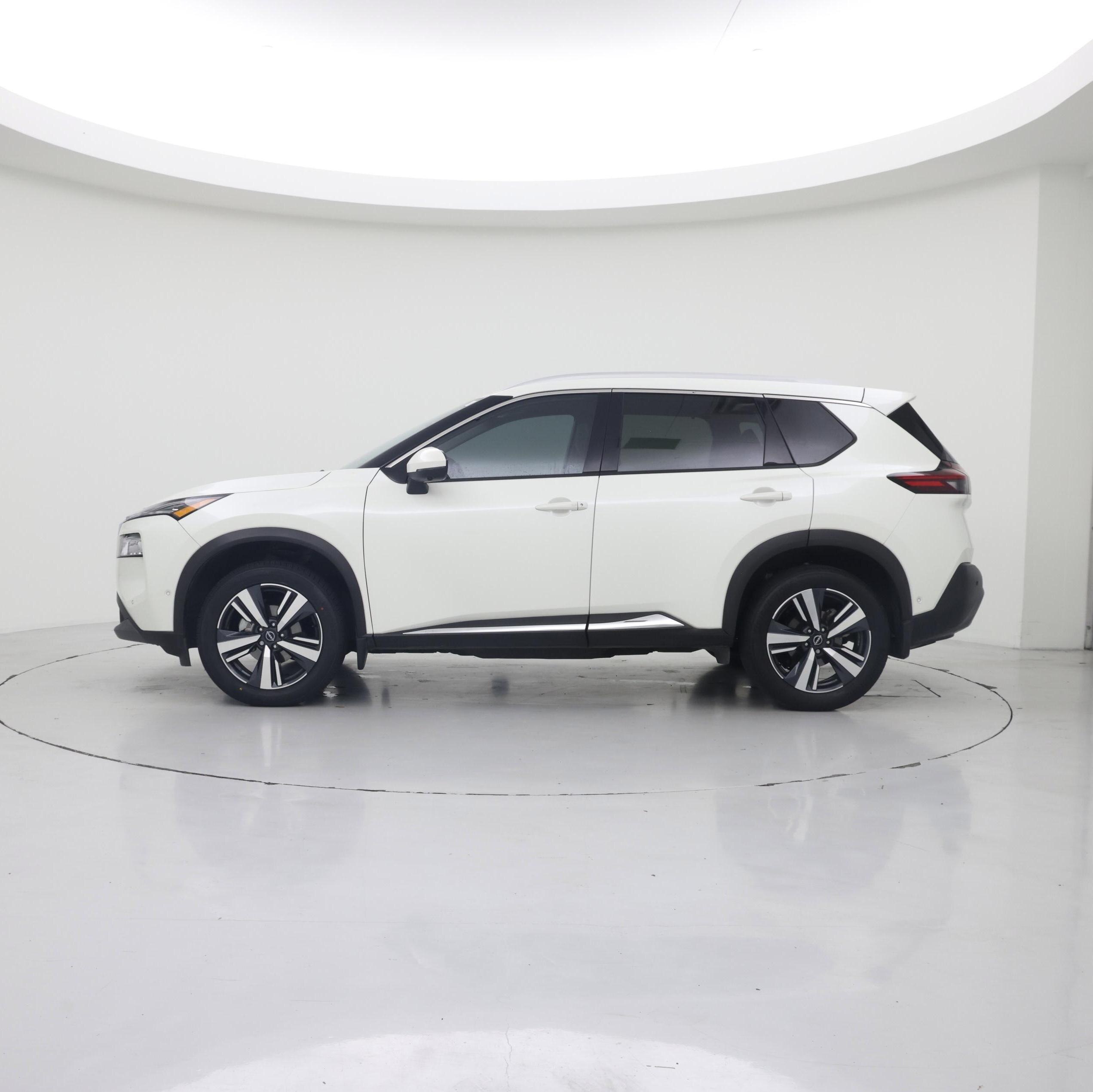 Thumbnail: 2023 Nissan Rogue - 3