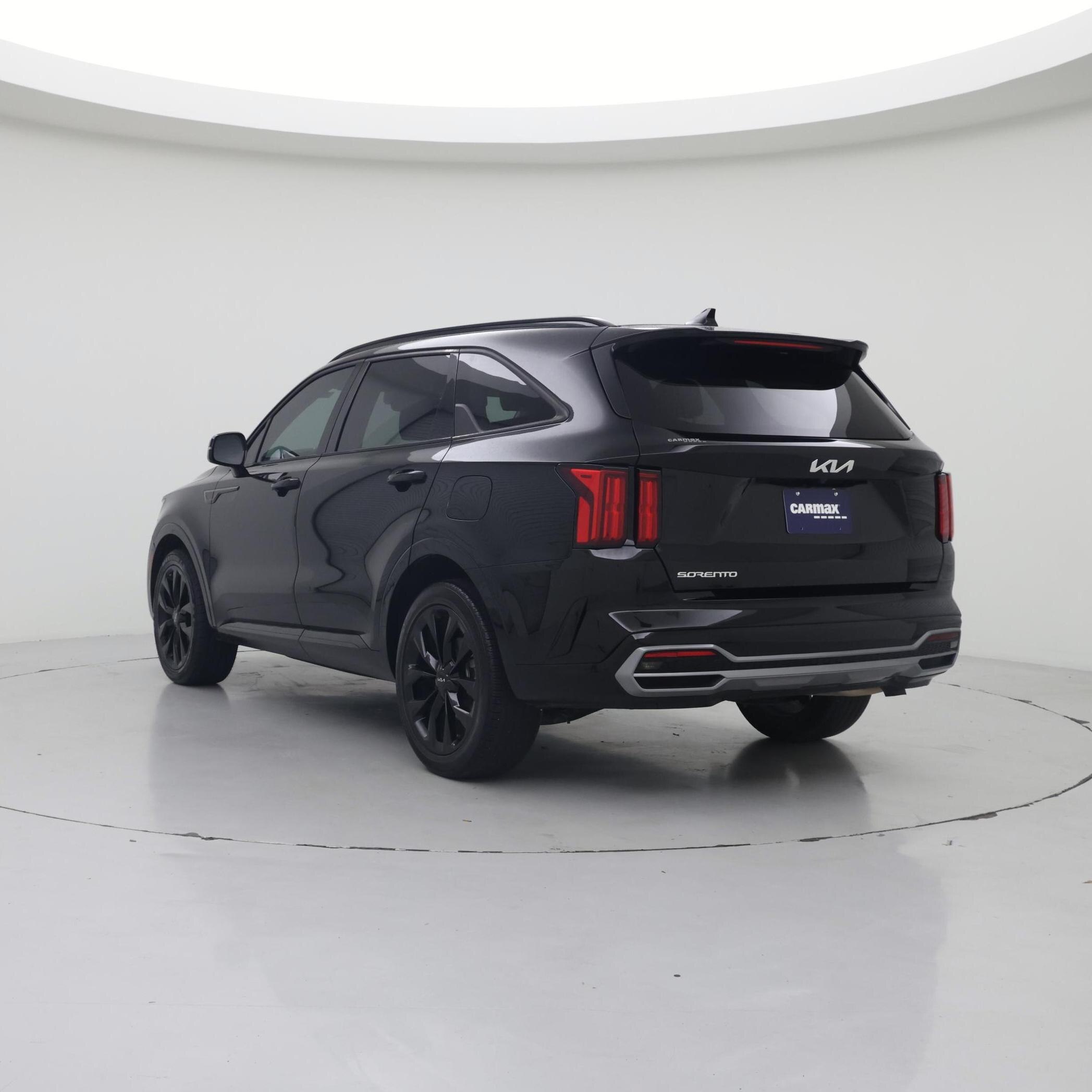 Thumbnail: 2023 Kia Sorento - 2