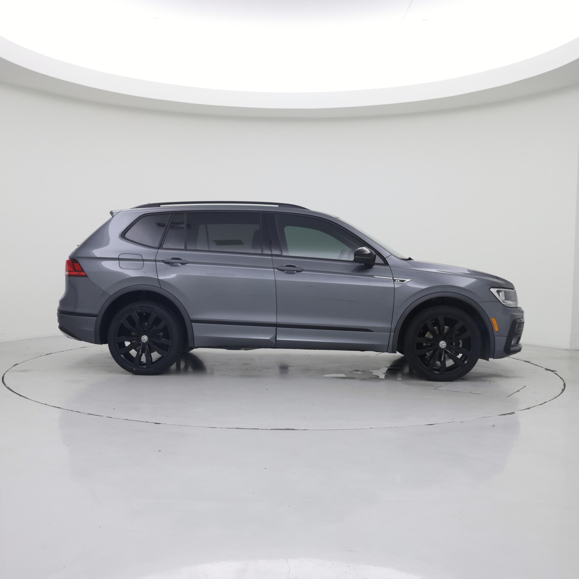 Thumbnail: 2020 Volkswagen Tiguan - 7