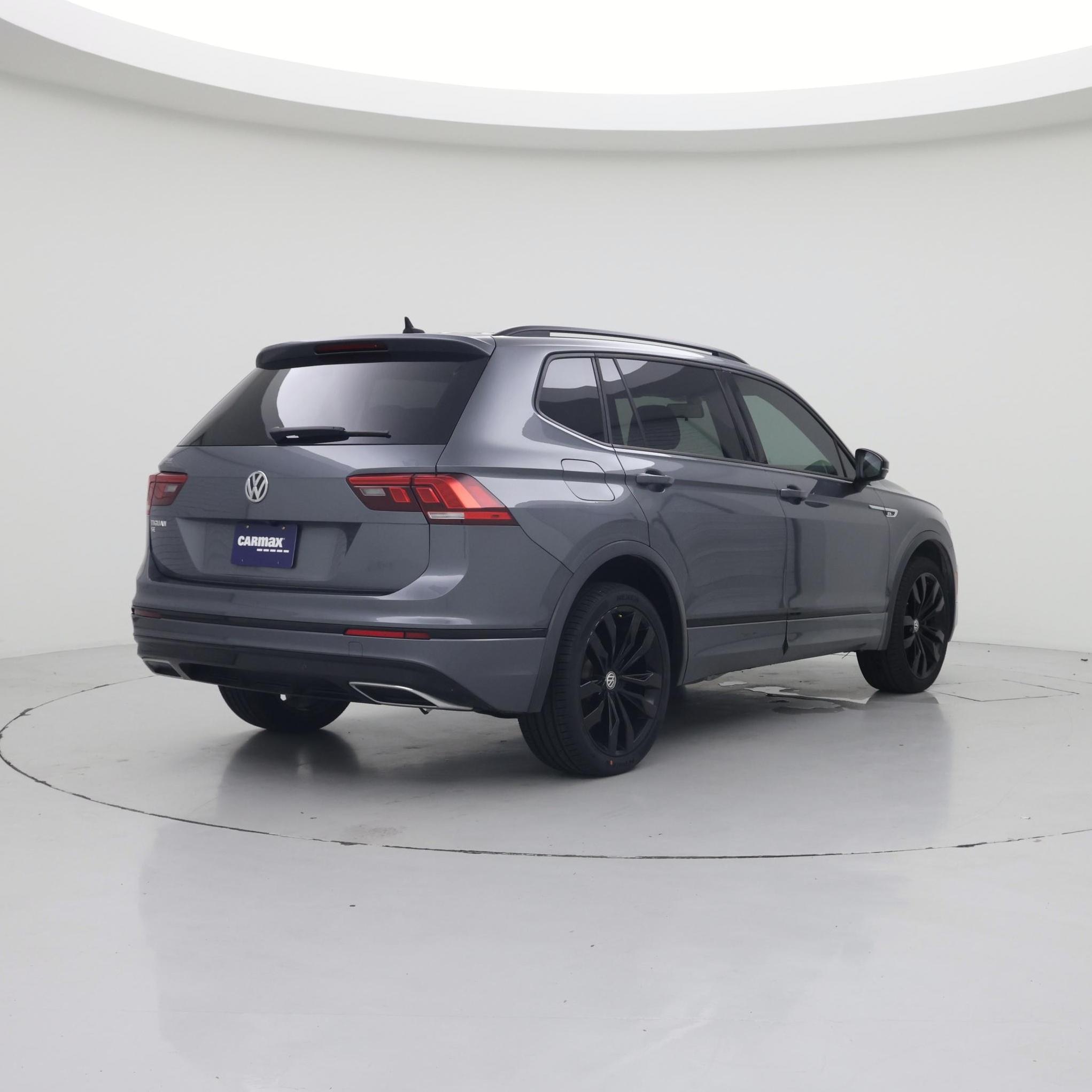 Thumbnail: 2020 Volkswagen Tiguan - 8