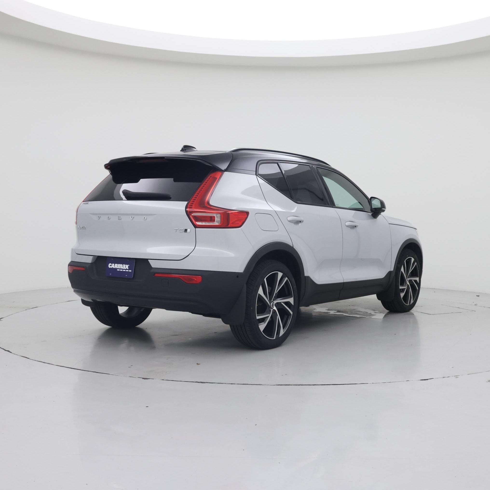 Thumbnail: 2021 Volvo XC40 - 8