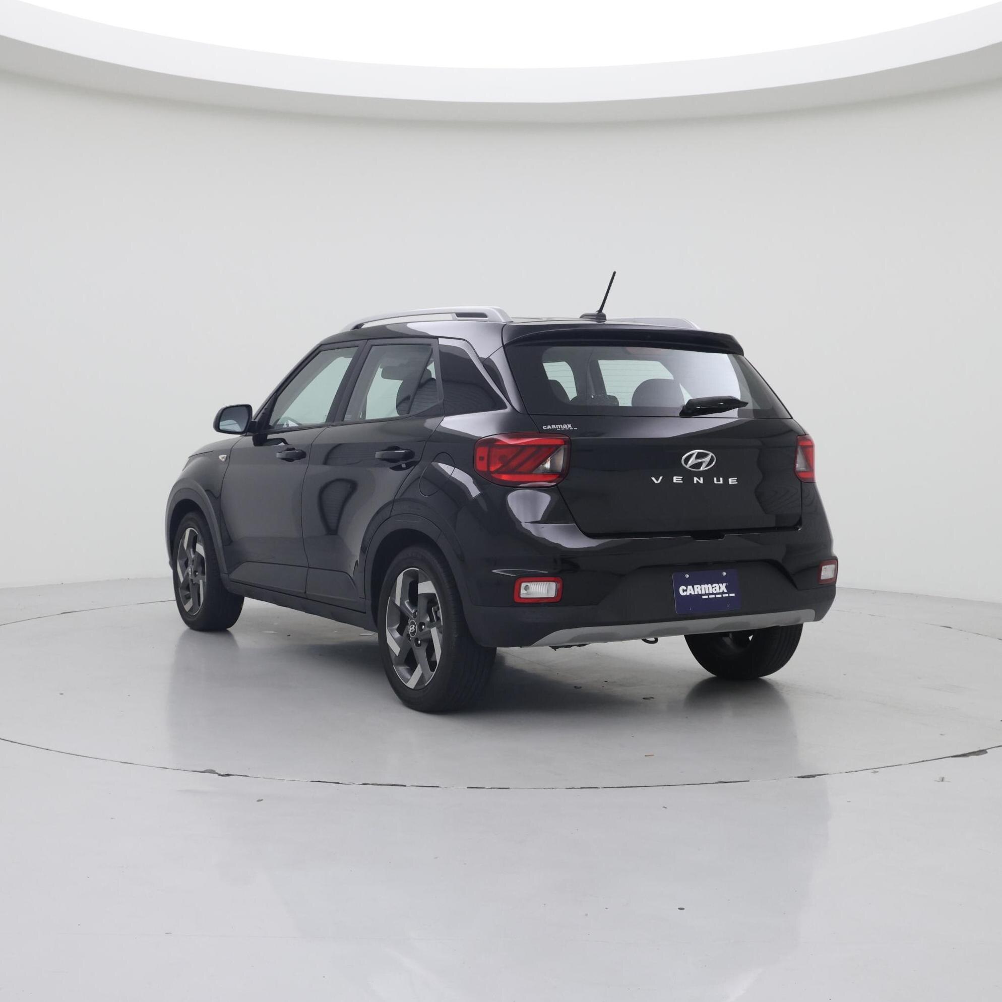 Thumbnail: 2023 Hyundai Venue - 2