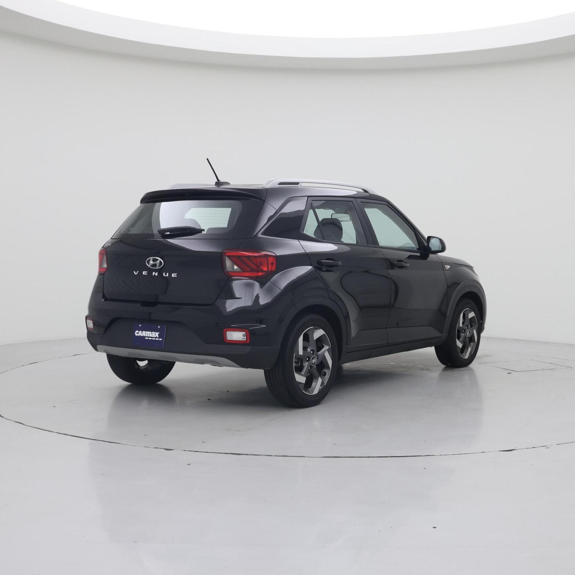 Thumbnail: 2023 Hyundai Venue - 8