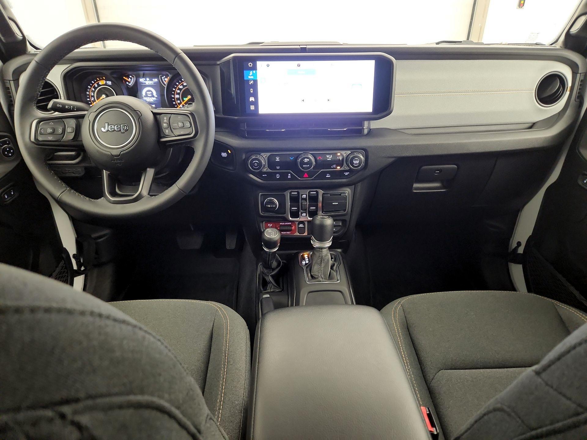 Thumbnail: 2025 Jeep Wrangler - 9