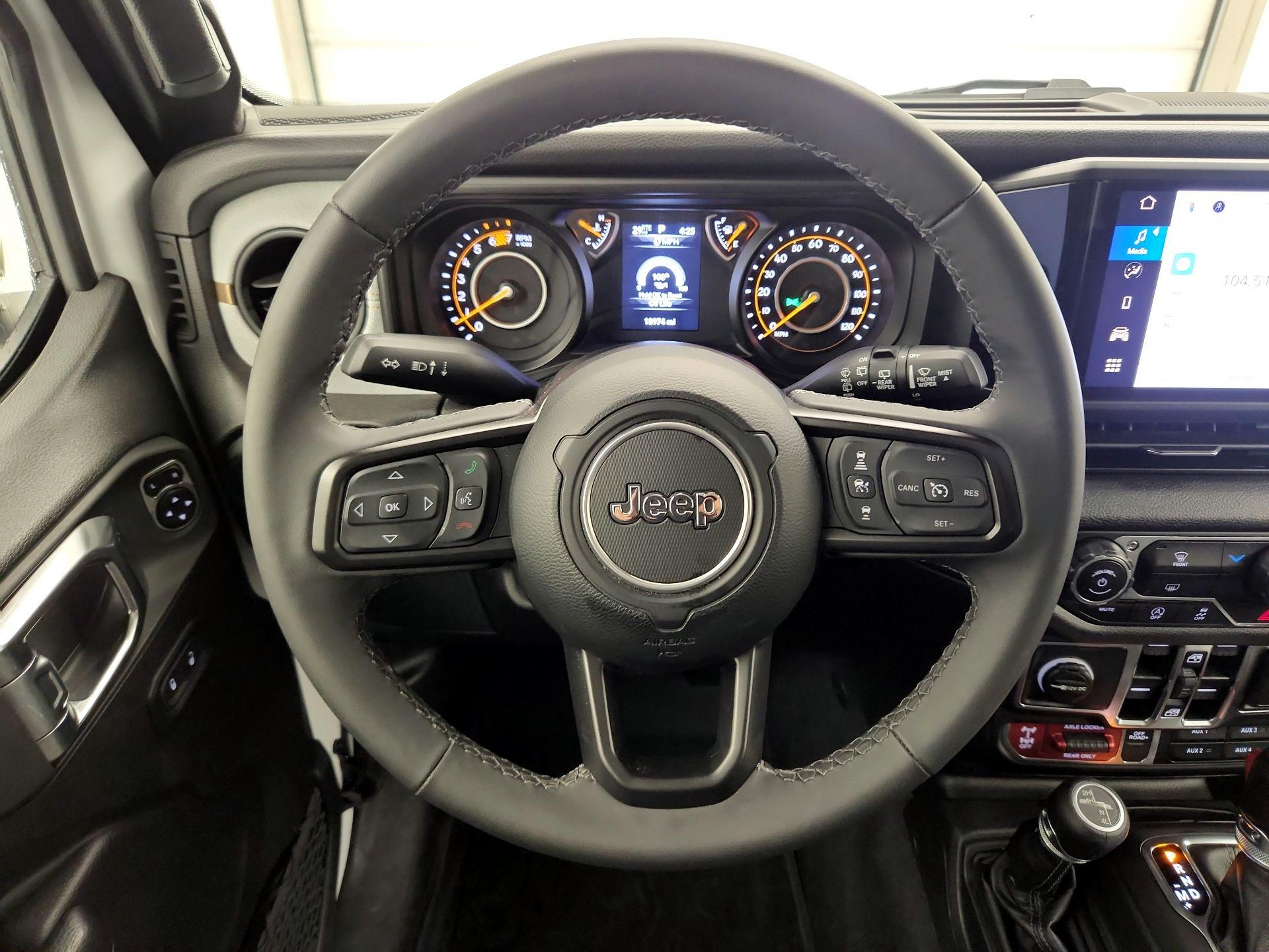 Thumbnail: 2025 Jeep Wrangler - 10