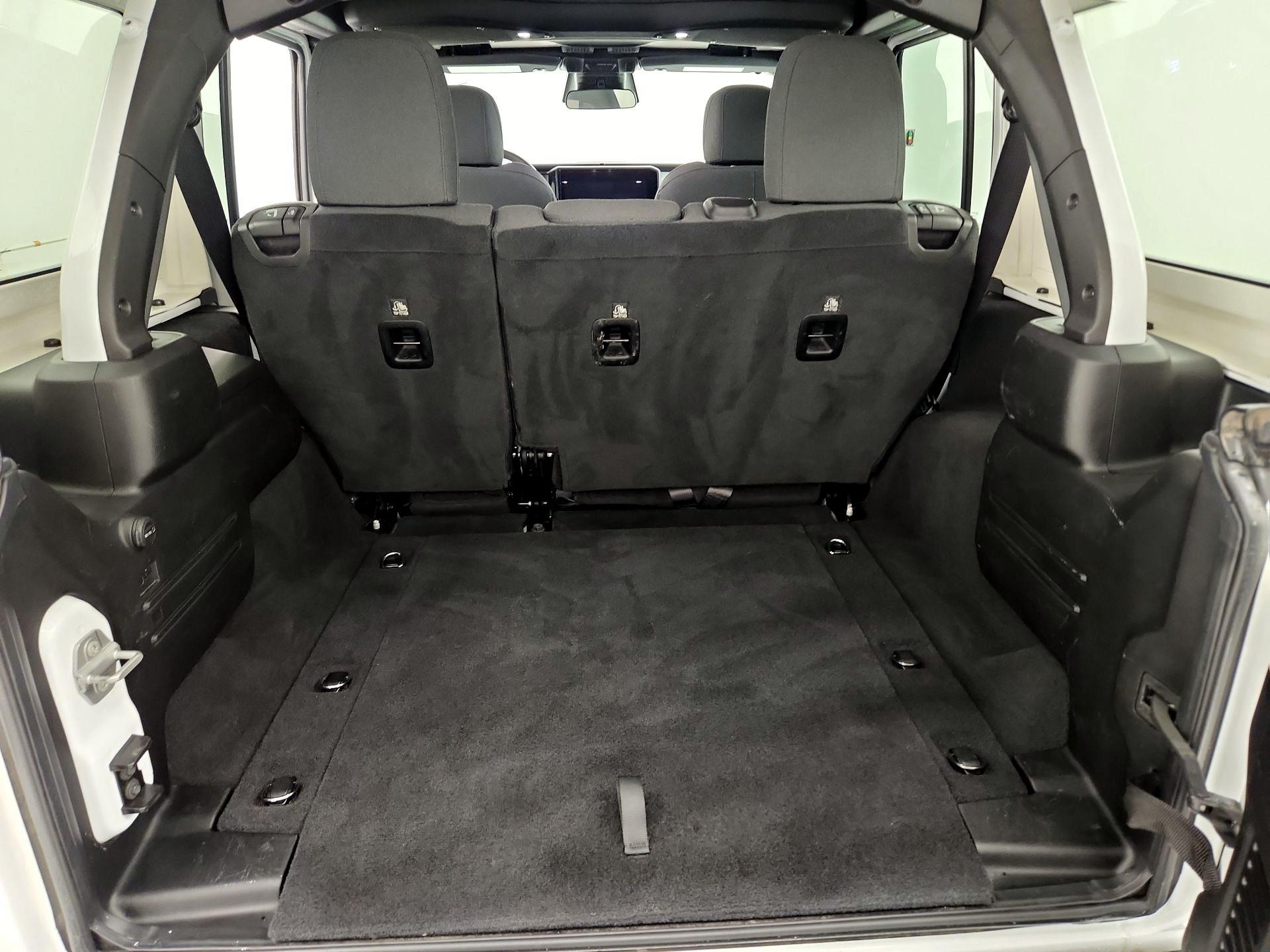 Thumbnail: 2025 Jeep Wrangler - 20