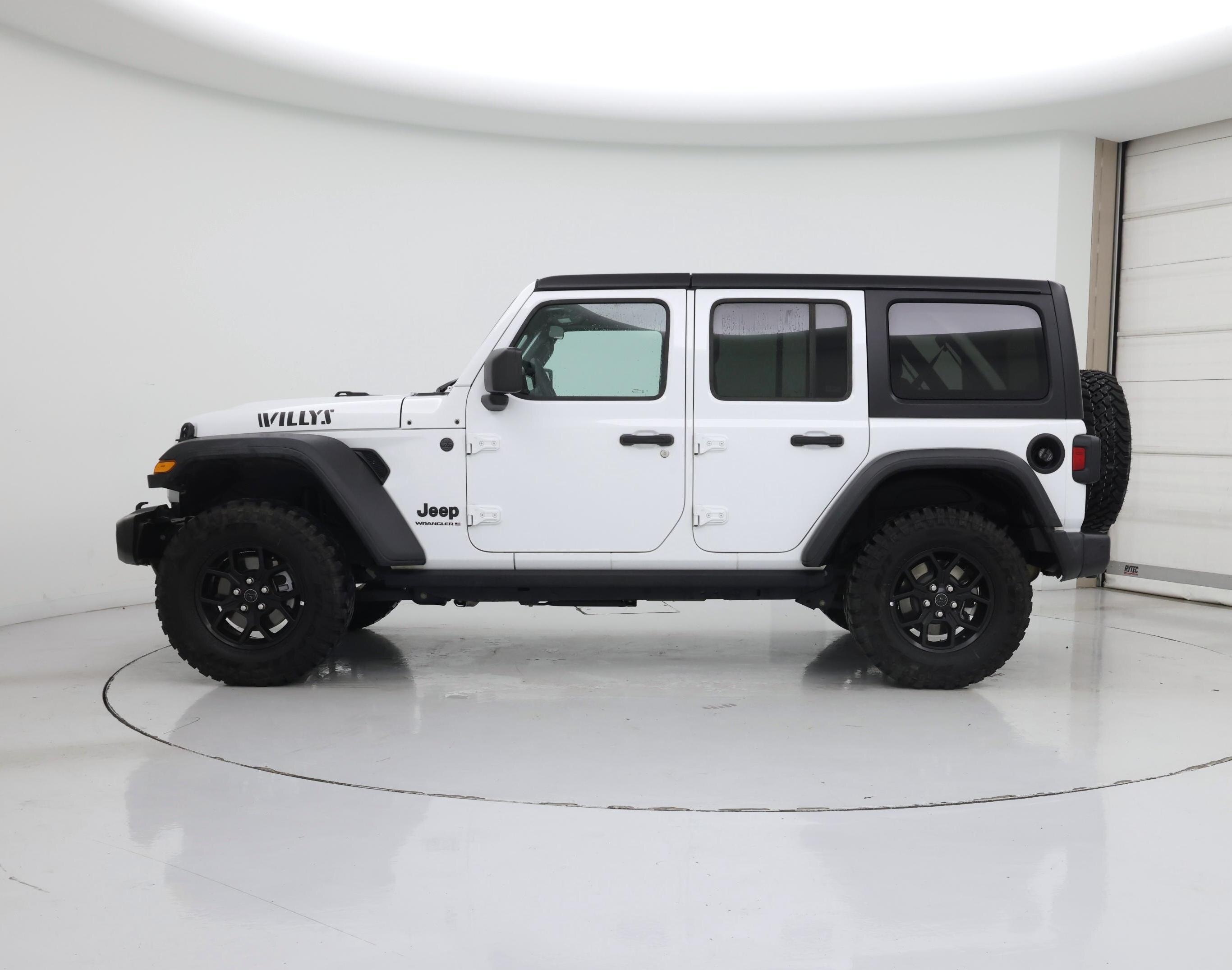 Thumbnail: 2025 Jeep Wrangler - 3