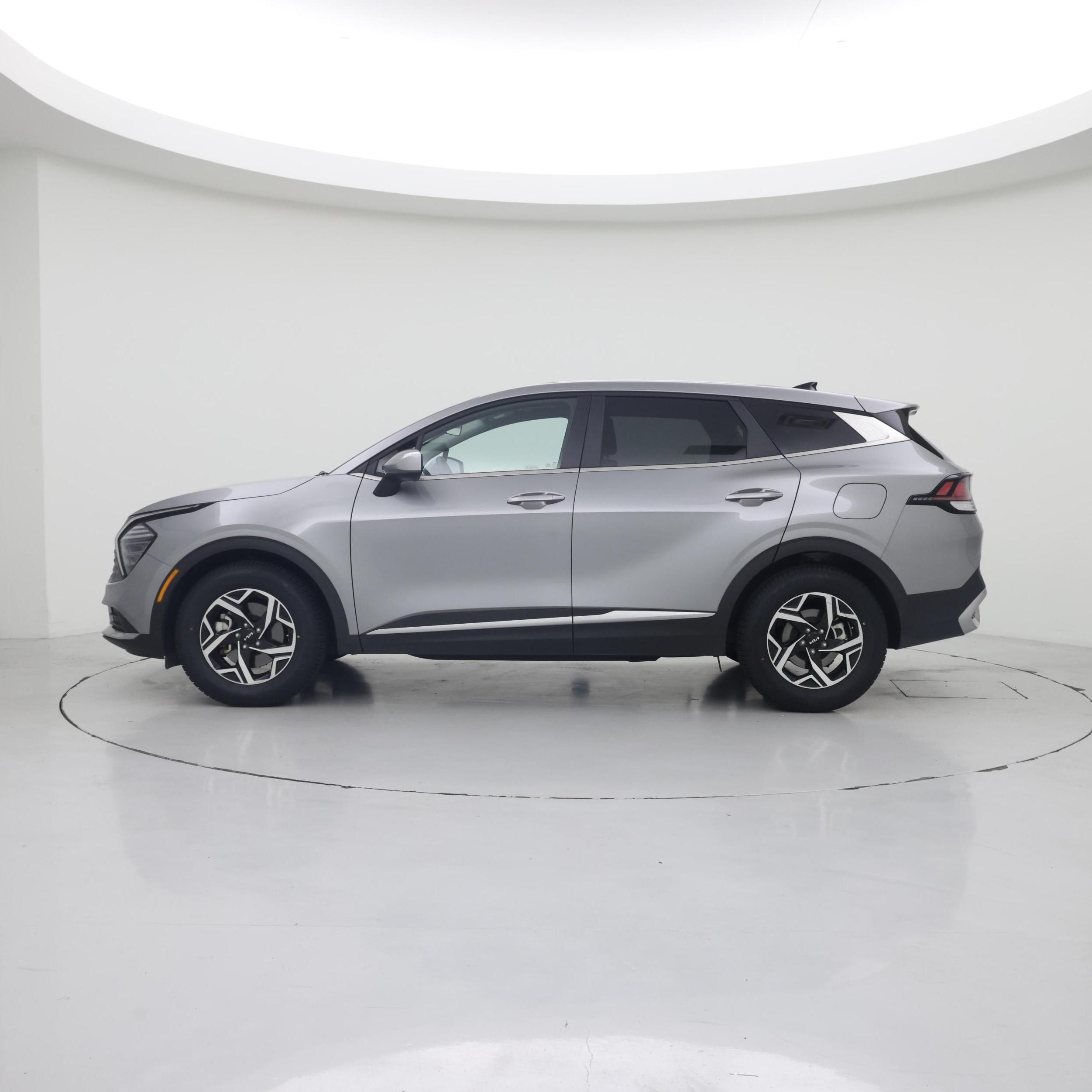 Thumbnail: 2024 Kia Sportage - 3