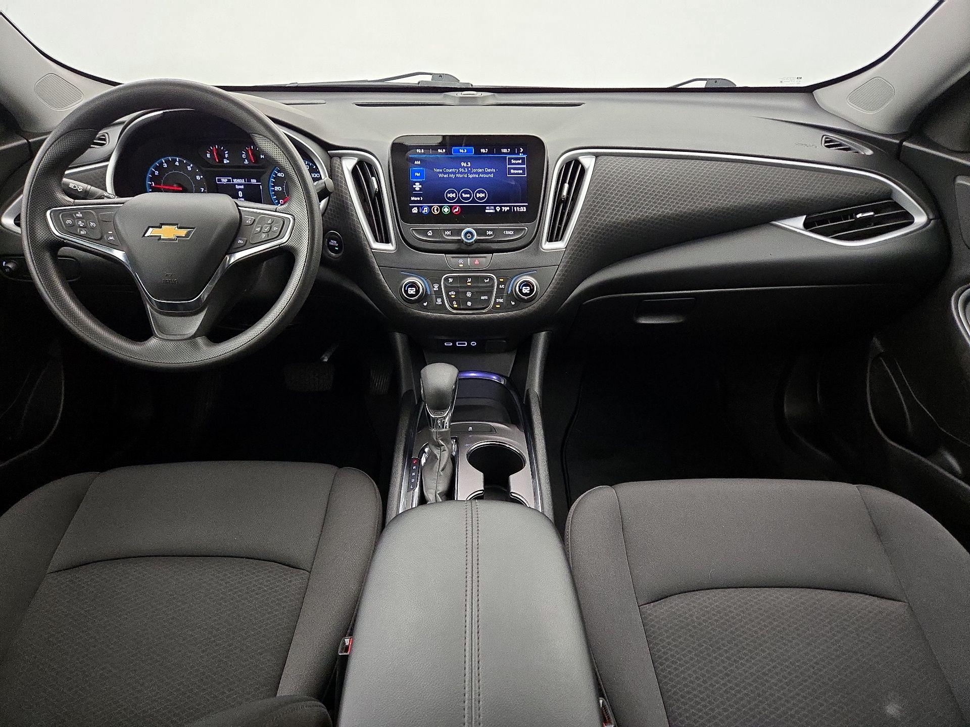 Thumbnail: 2023 Chevrolet Malibu - 9