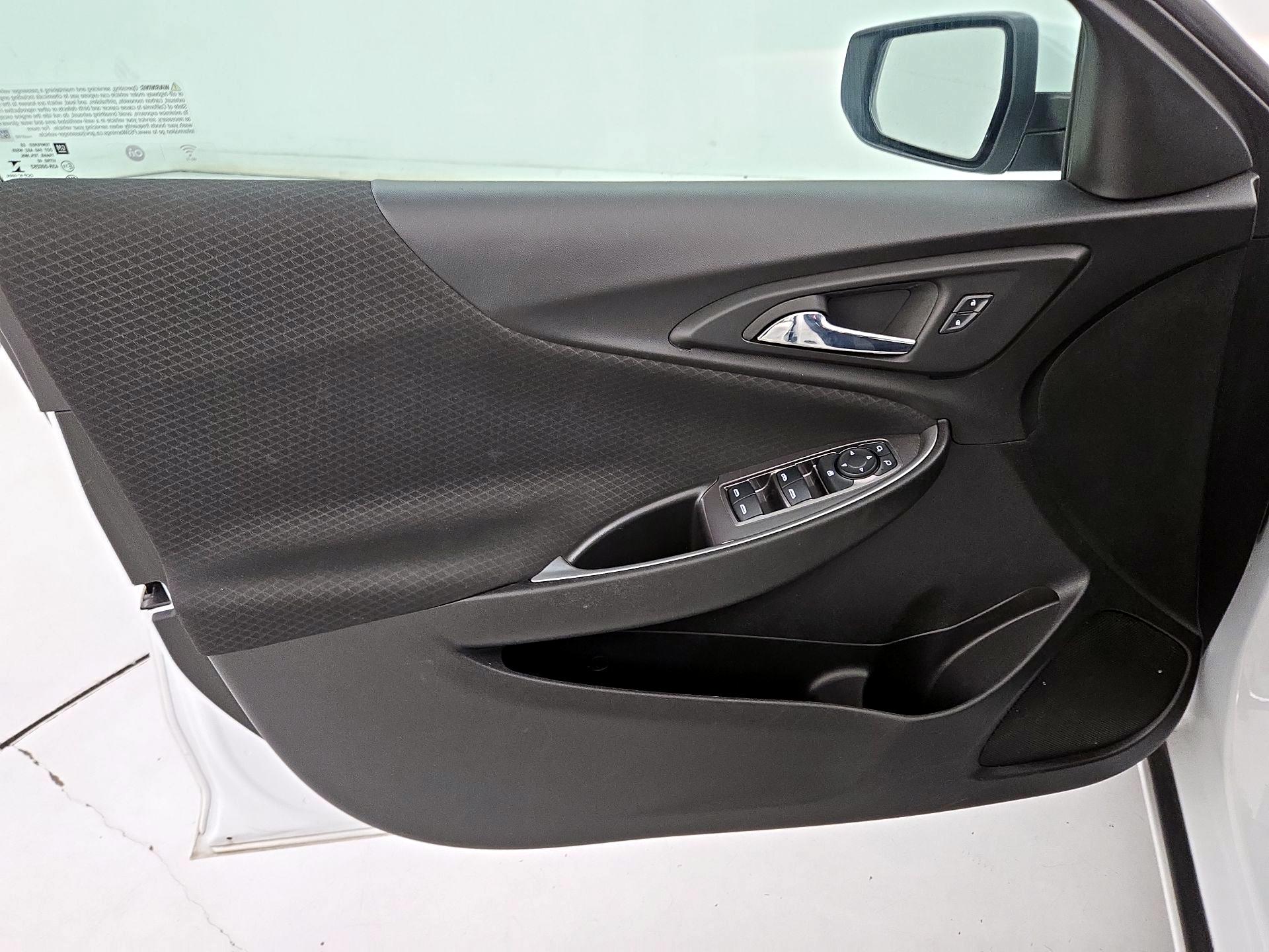 Thumbnail: 2023 Chevrolet Malibu - 12