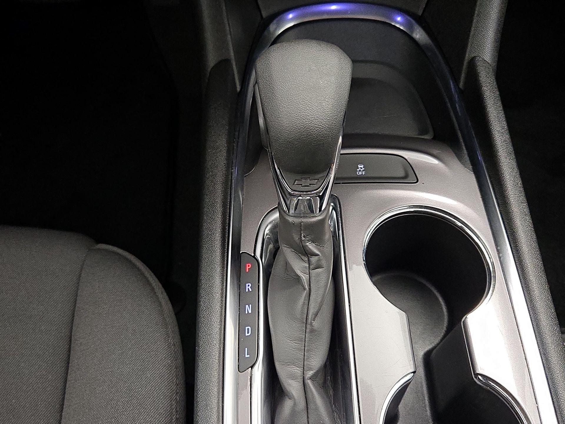 Thumbnail: 2023 Chevrolet Malibu - 17