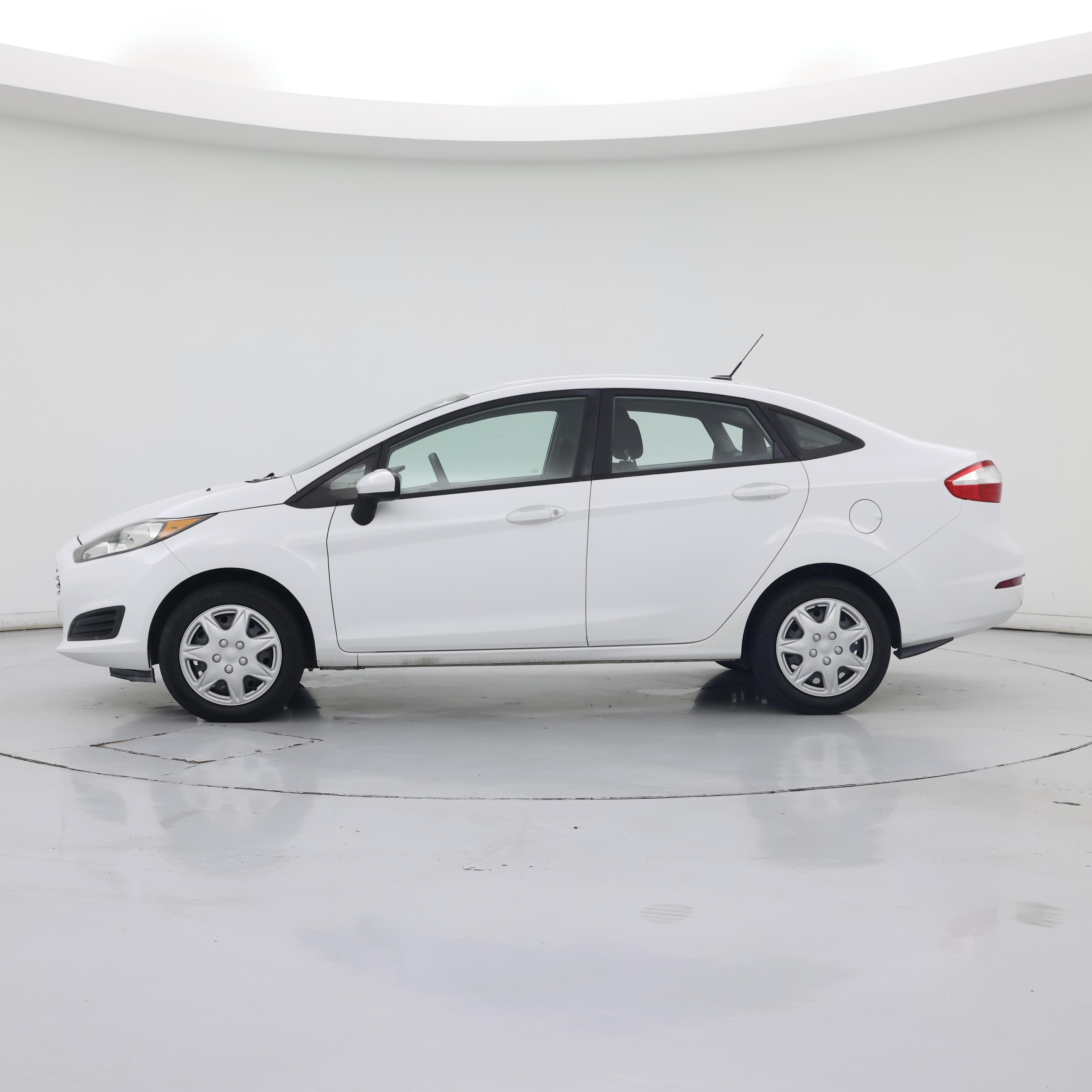 Thumbnail: 2017 Ford Fiesta - 3