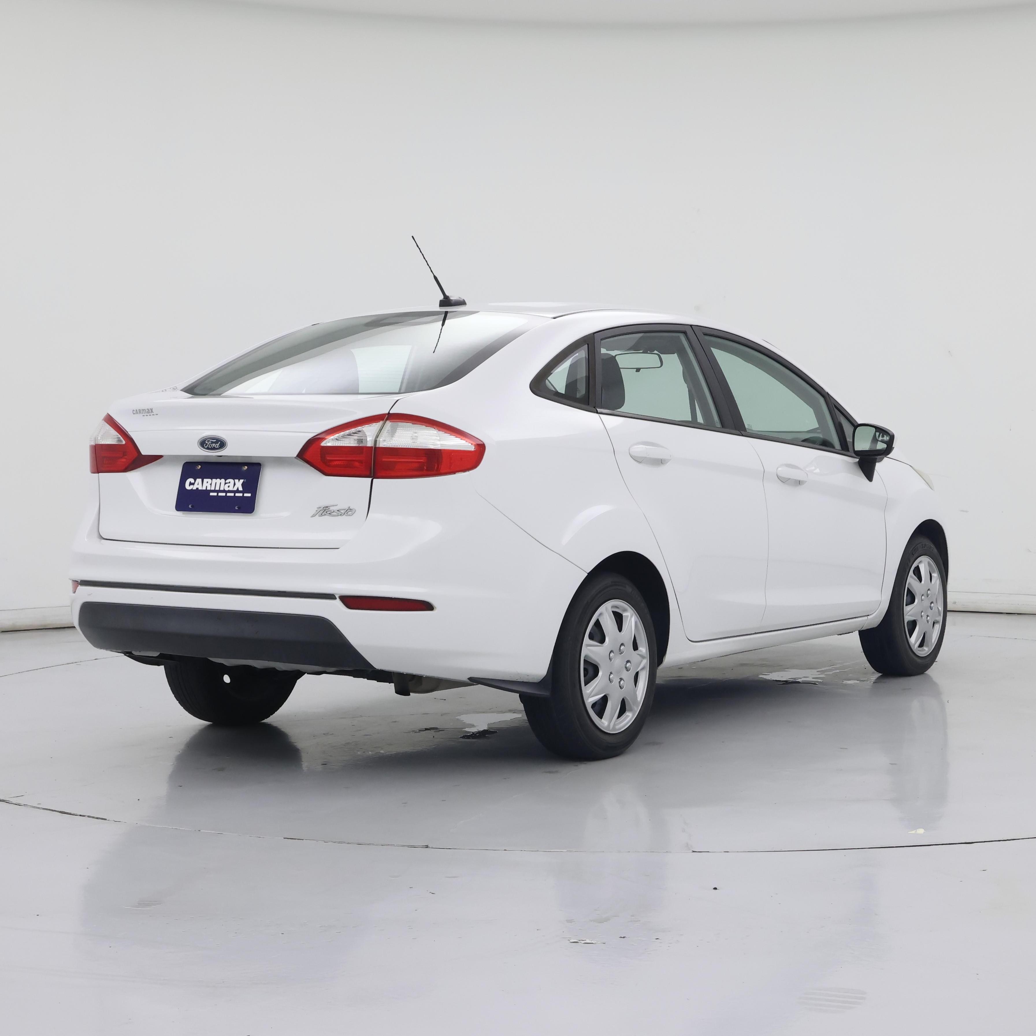 Thumbnail: 2017 Ford Fiesta - 8