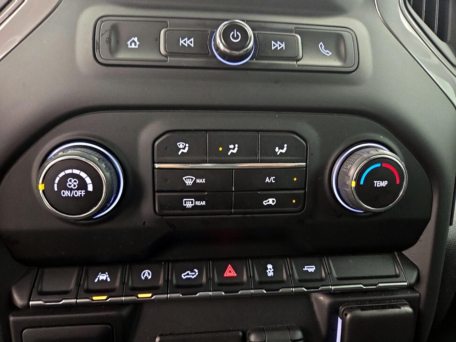 2022 Chevrolet Silverado 1500 Custom - Photo 17
