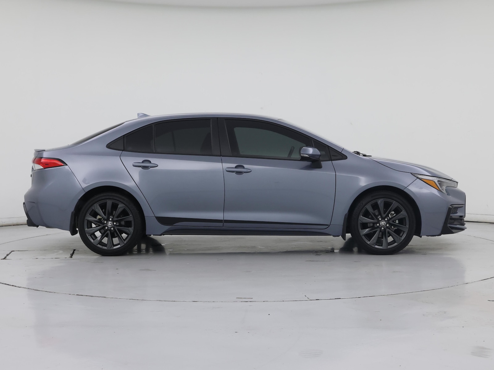 2025 Toyota Corolla SE - Photo 8